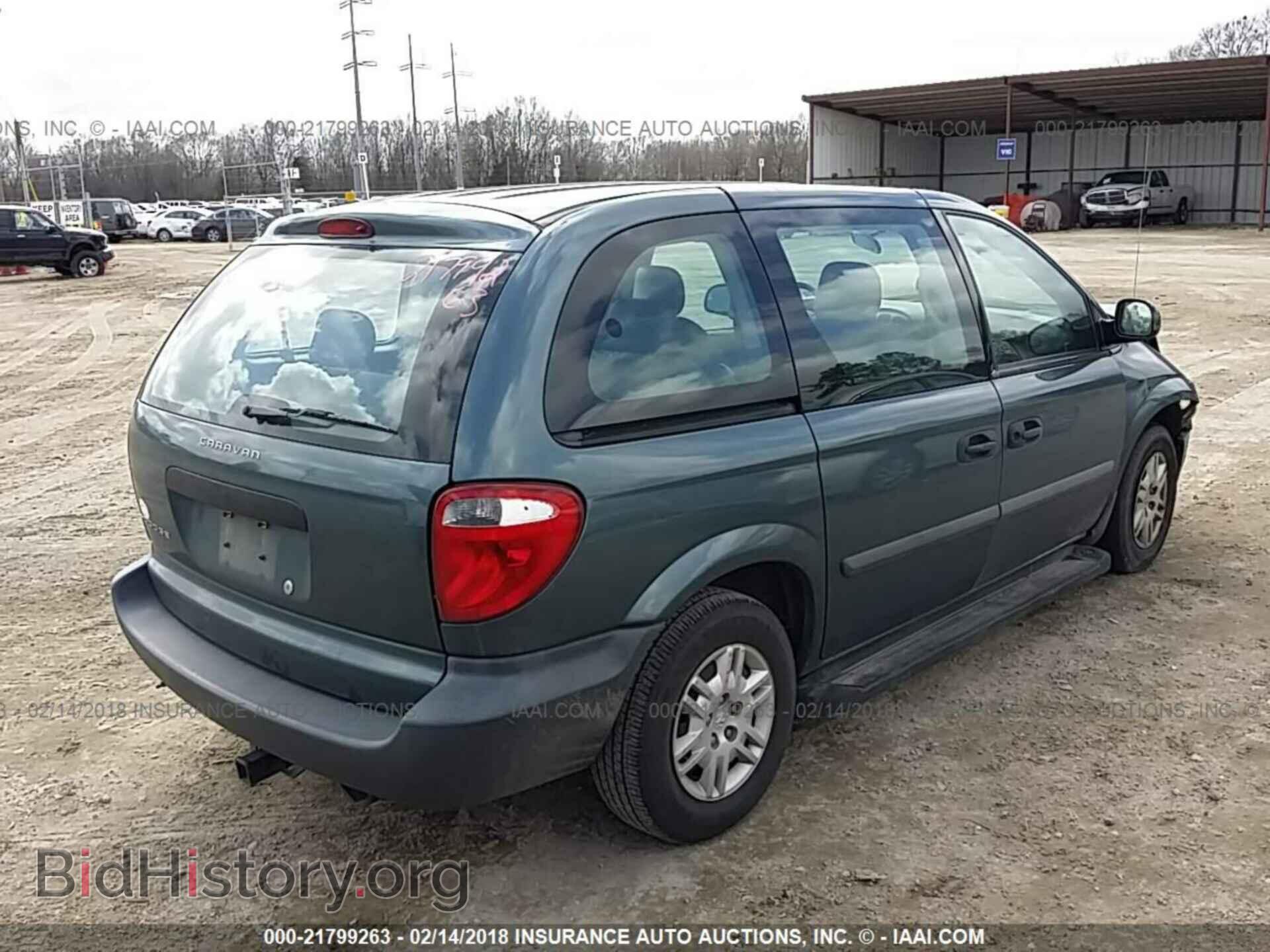 2005 DODGE CARAVAN - VIN: 1D4GP25B95B368224 - Photo 4