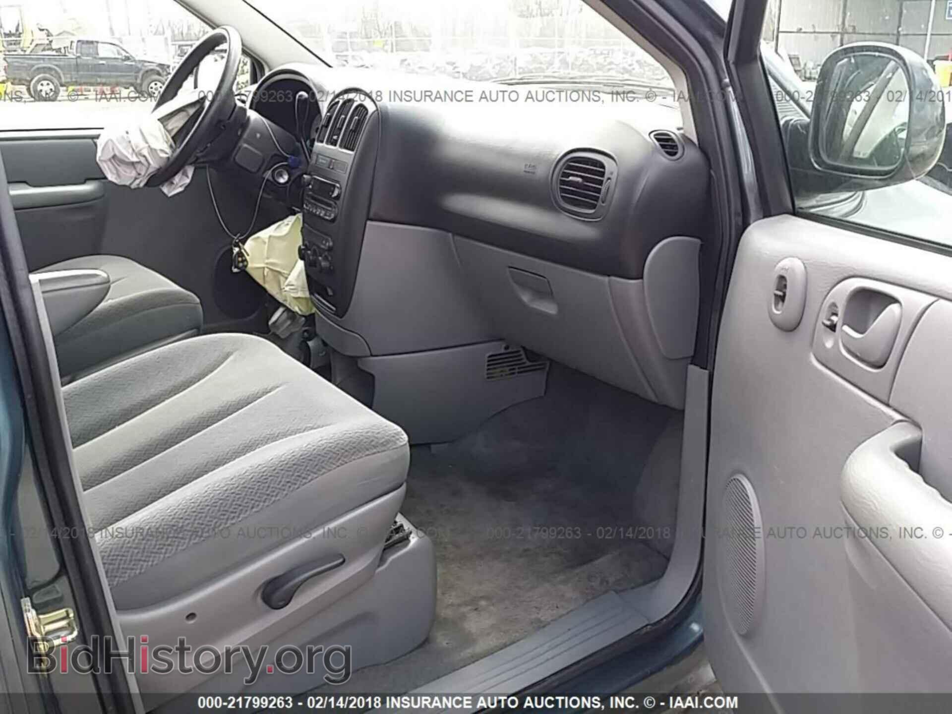 2005 DODGE CARAVAN - VIN: 1D4GP25B95B368224 - Photo 5
