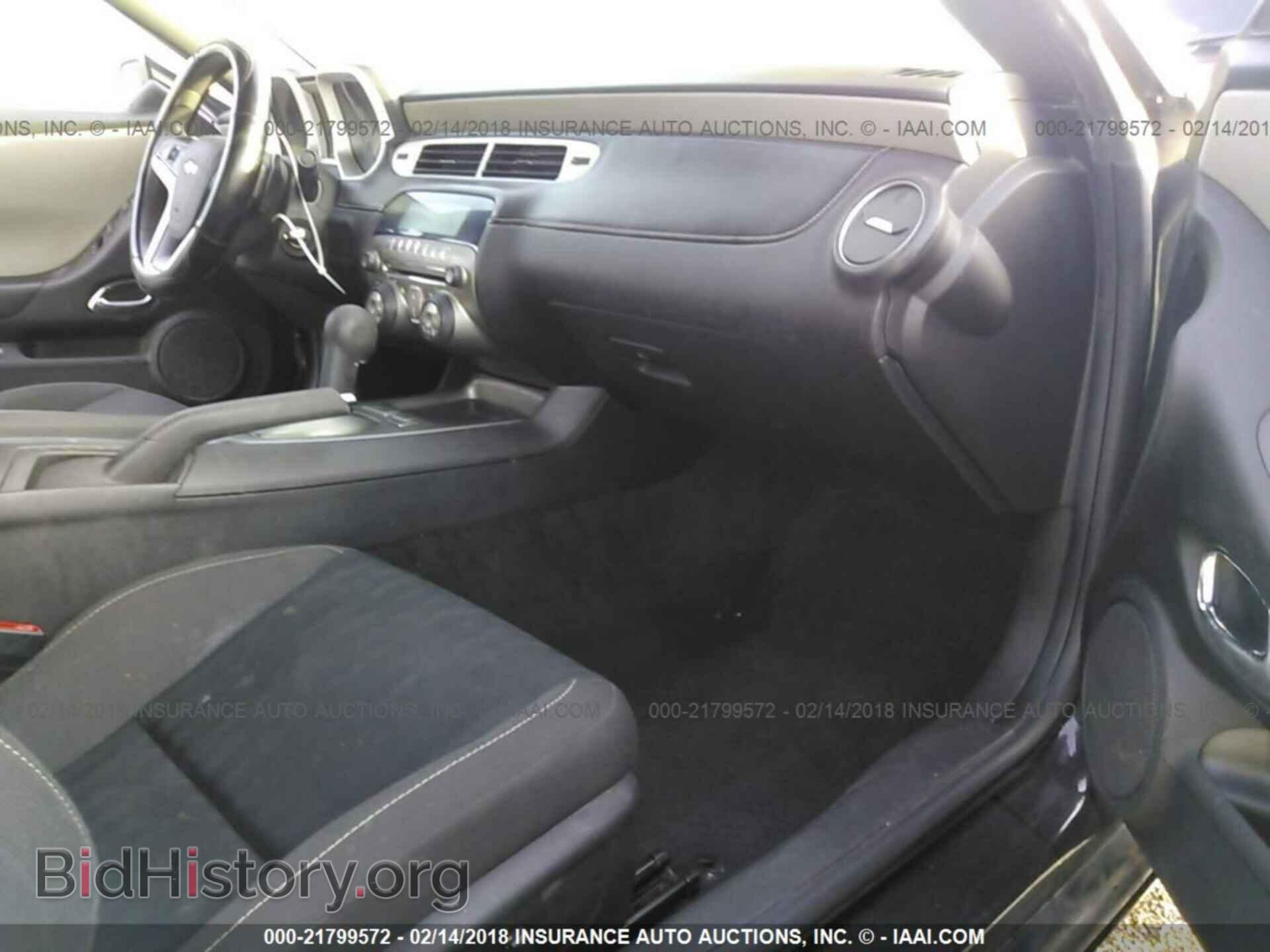 2012 Chevrolet Camaro - VIN: 2G1FA1E30C9208592 - Фото 5