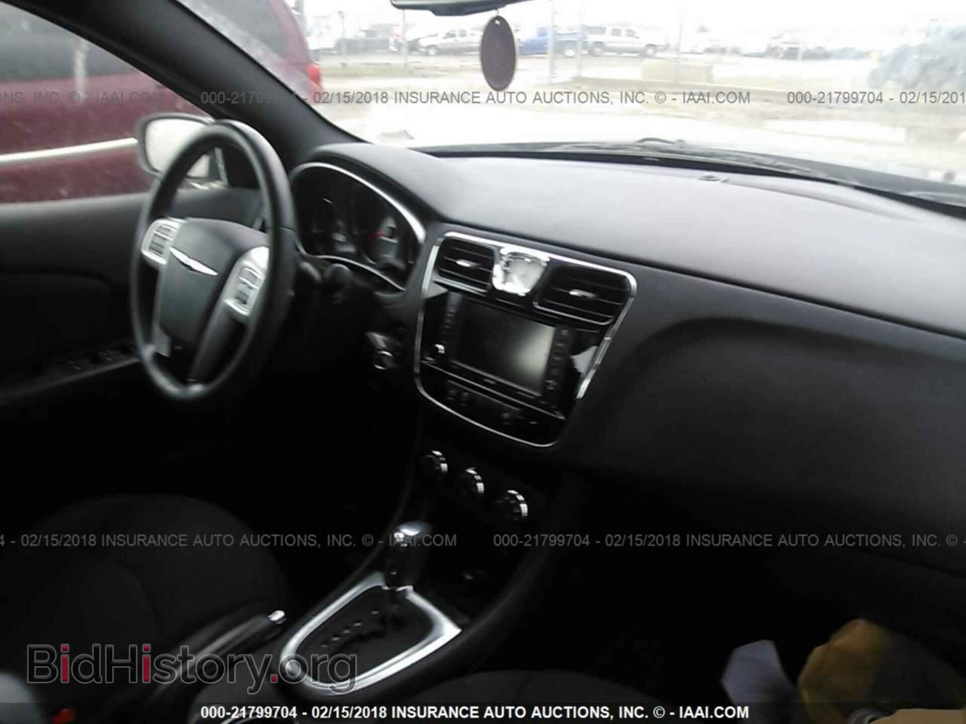 2012 Chrysler 200 - VIN: 1C3CCBBB1CN302973 - Фото 5