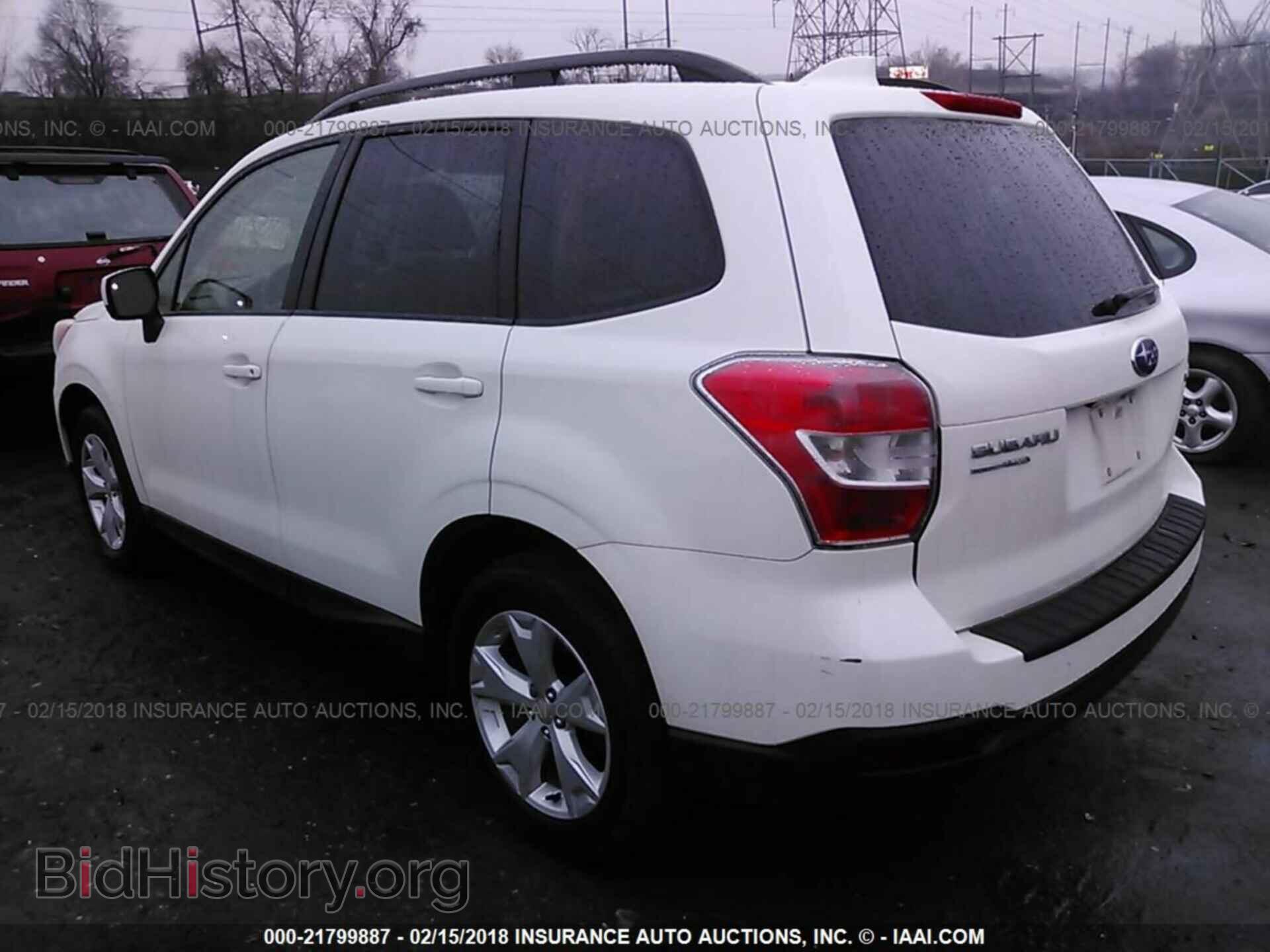 2016 Subaru Forester - VIN: JF2SJADC3GH404696 - Фото 3