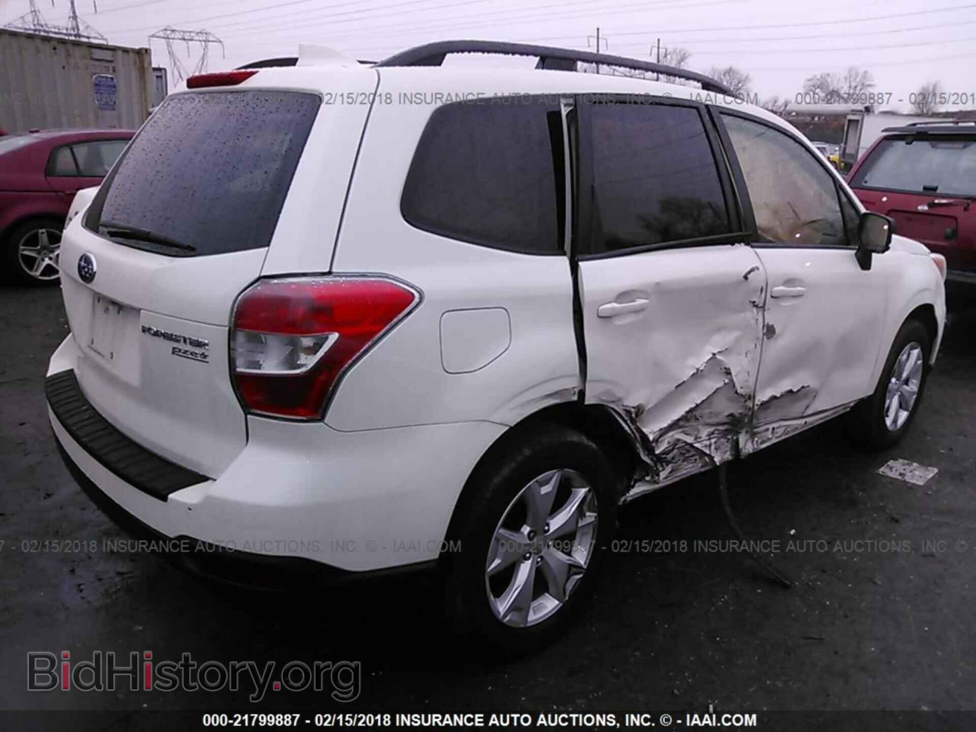 2016 Subaru Forester - VIN: JF2SJADC3GH404696 - Фото 4