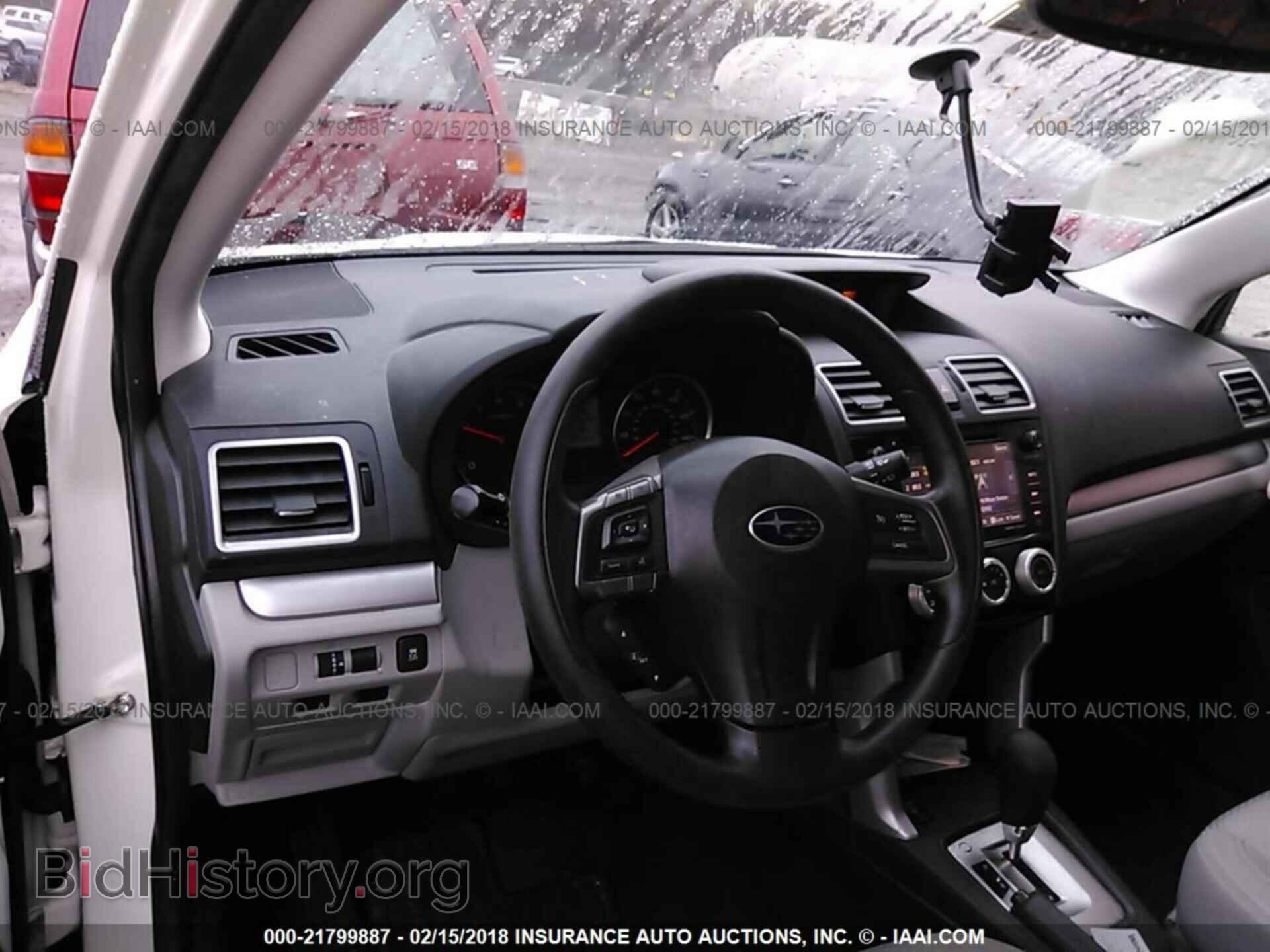 2016 Subaru Forester - VIN: JF2SJADC3GH404696 - Фото 5