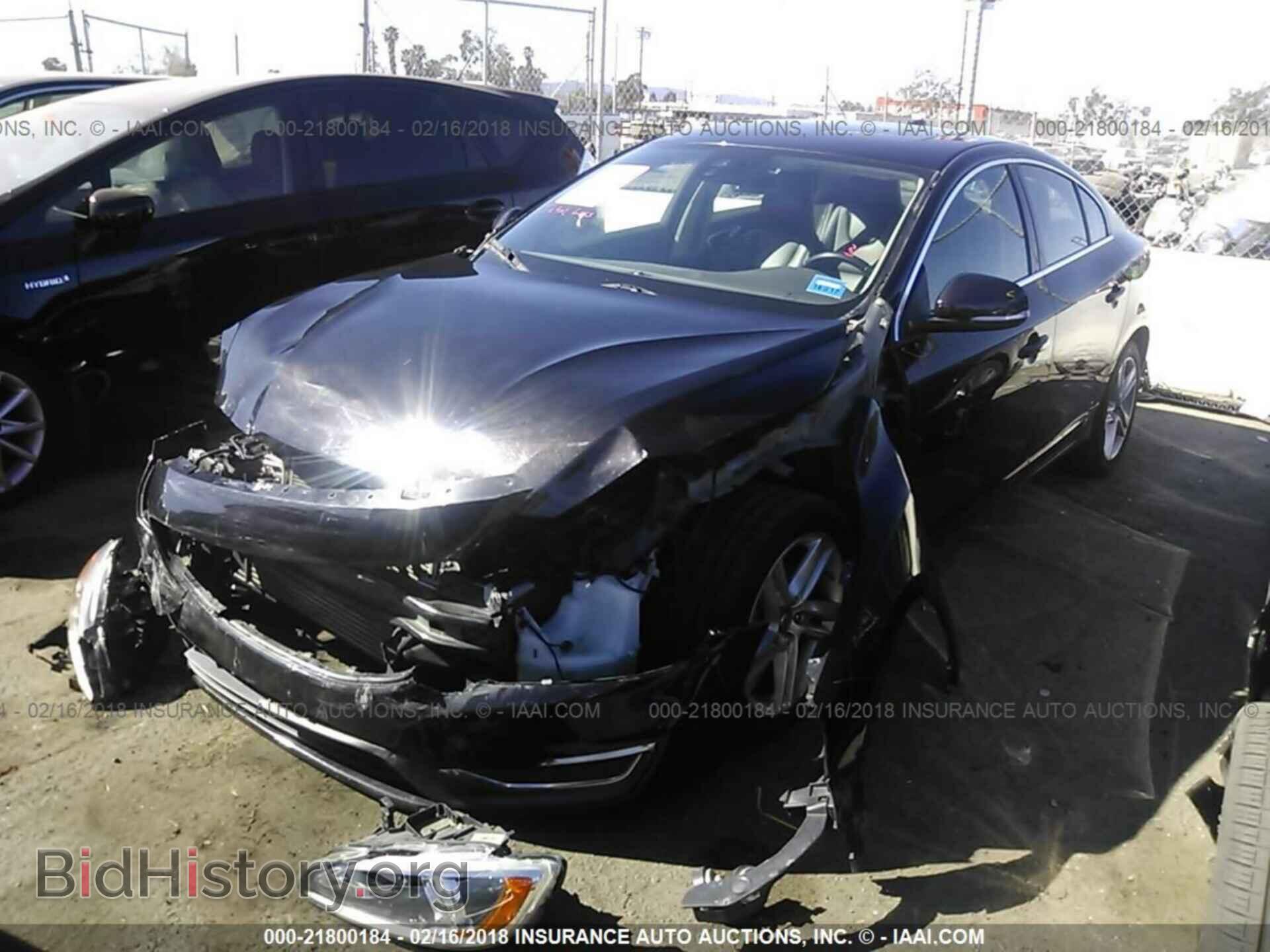 2014 Volvo S60 - VIN: YV1612FS4E1298365 - Фото 2