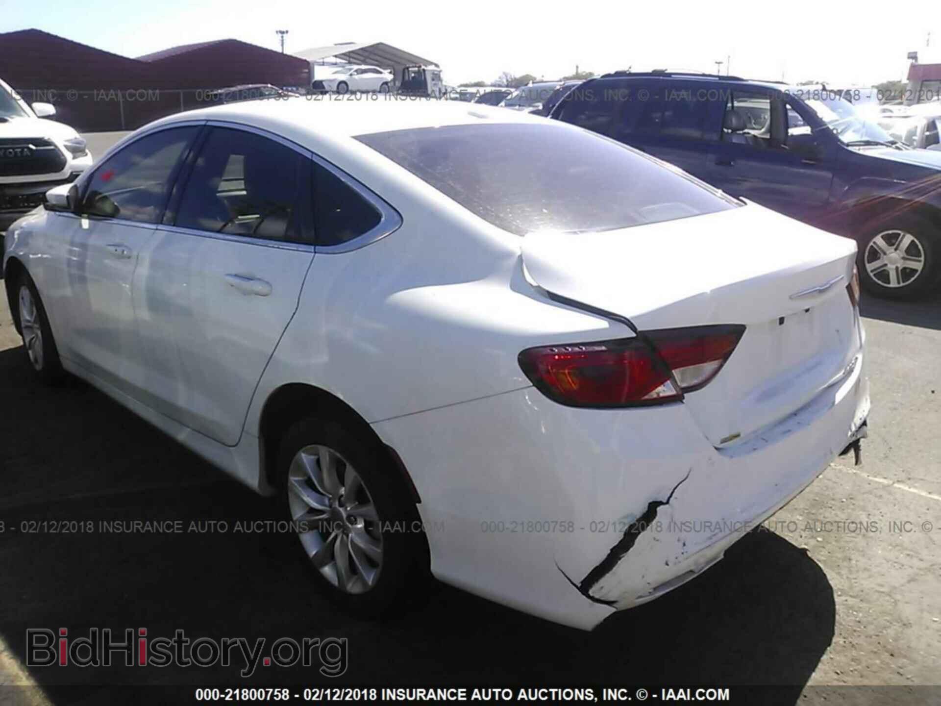2015 Chrysler 200 - VIN: 1C3CCCCB5FN619051 - Photo 3