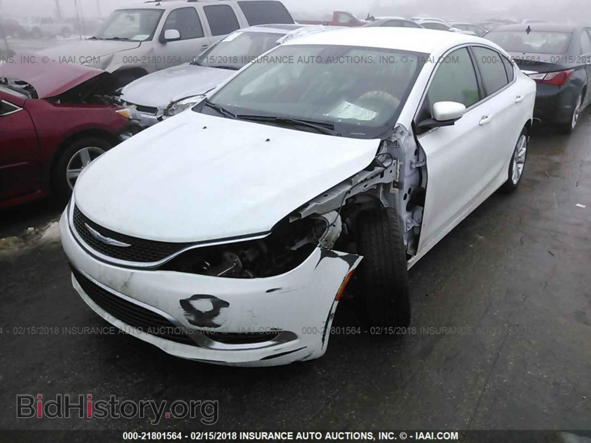 2015 Chrysler 200 - VIN: 1C3CCCAB4FN709441 - Фото 2