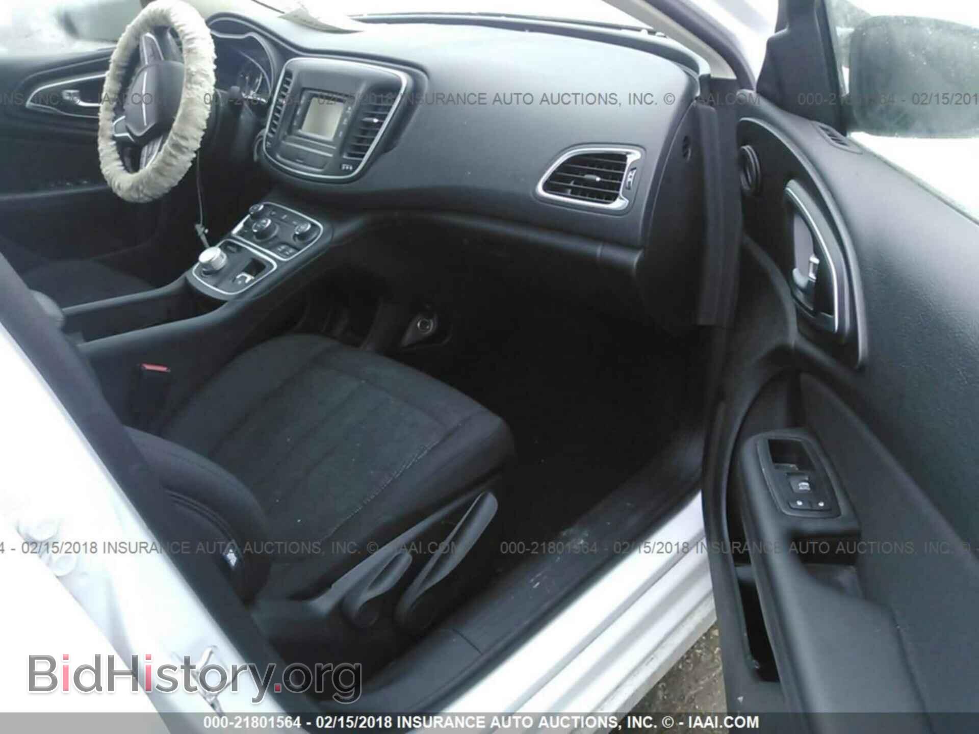 2015 Chrysler 200 - VIN: 1C3CCCAB4FN709441 - Фото 5