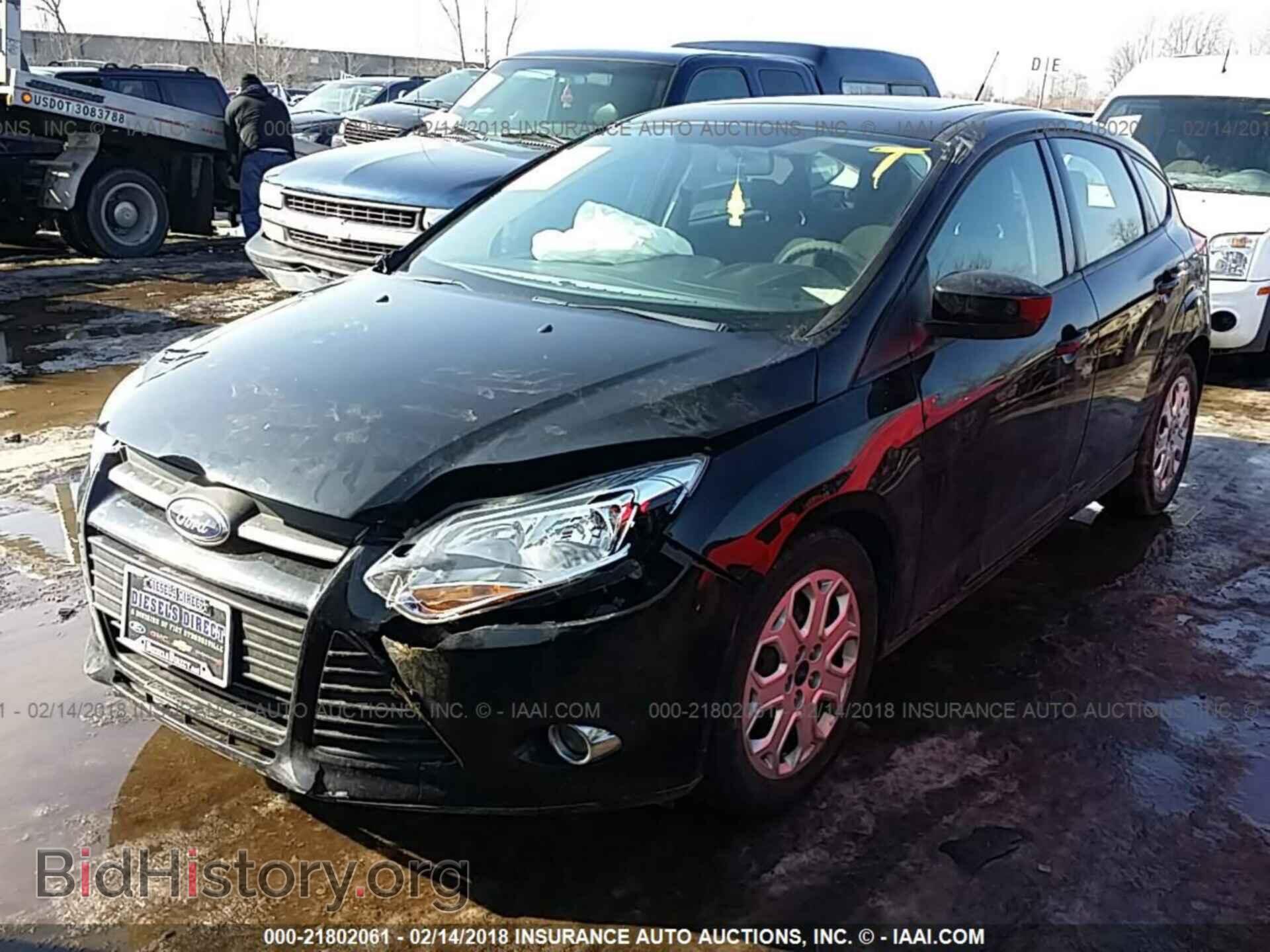 2012 Ford Focus - VIN: 1FAHP3K26CL255548 - Фото 2
