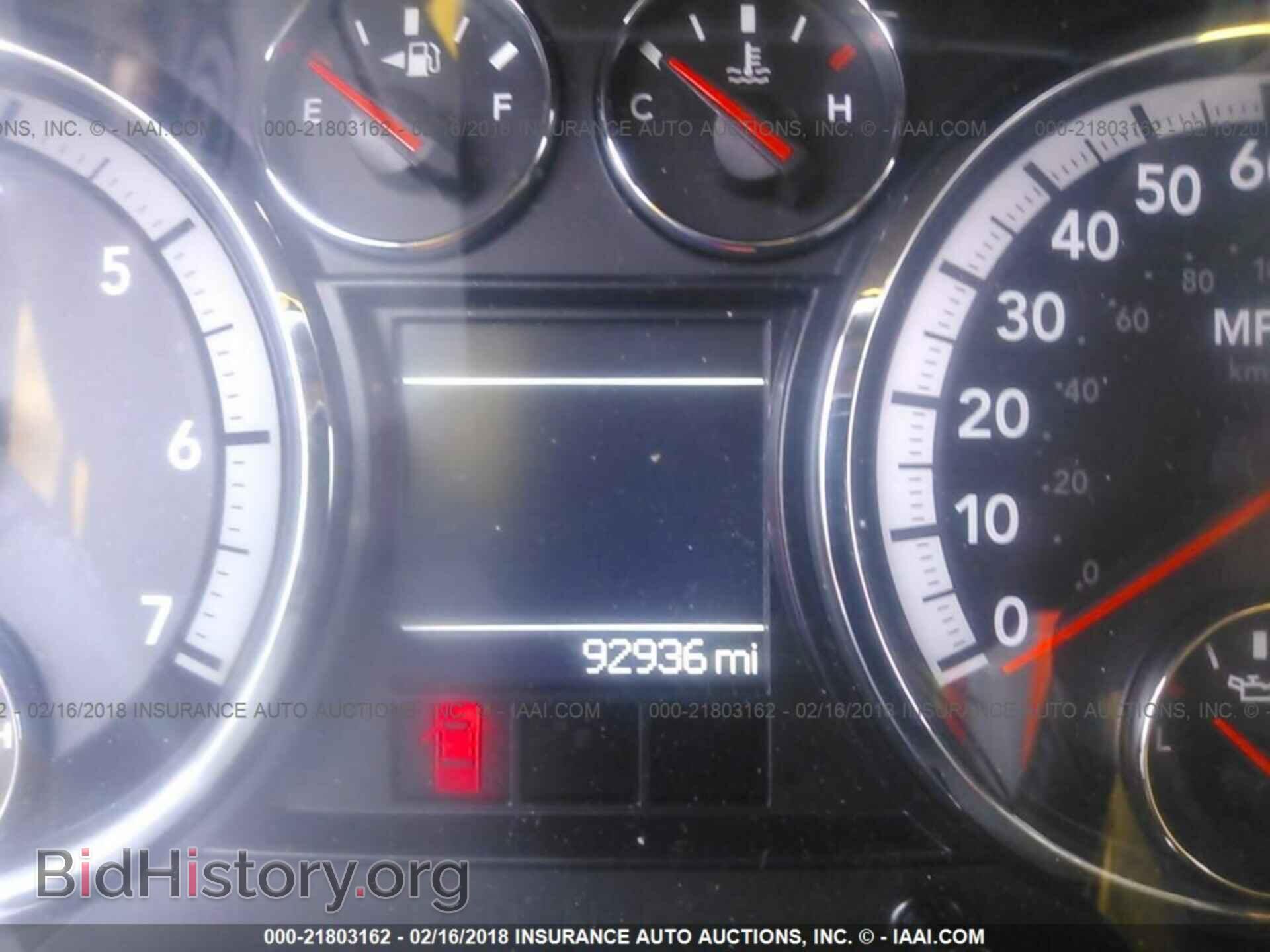 2011 Dodge Ram 1500 - VIN: 1D7RB1CT5BS629196 - Фото 7