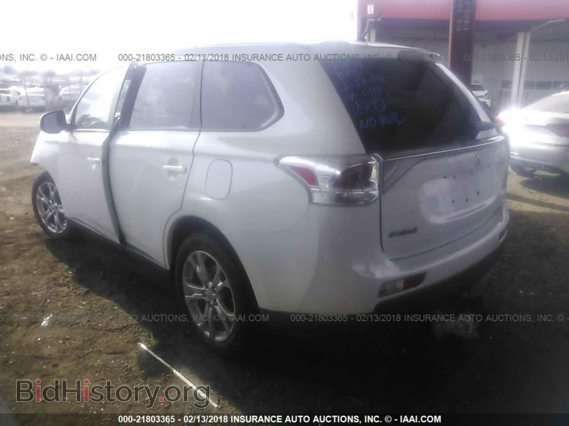 2014 Mitsubishi Outlander - VIN: JA4AZ3A31EZ020114 - Фото 3