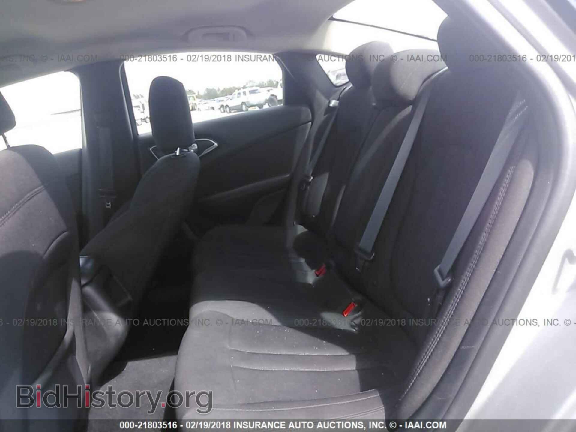 2015 Chrysler 200 - VIN: 1C3CCCAB8FN564582 - Фото 8