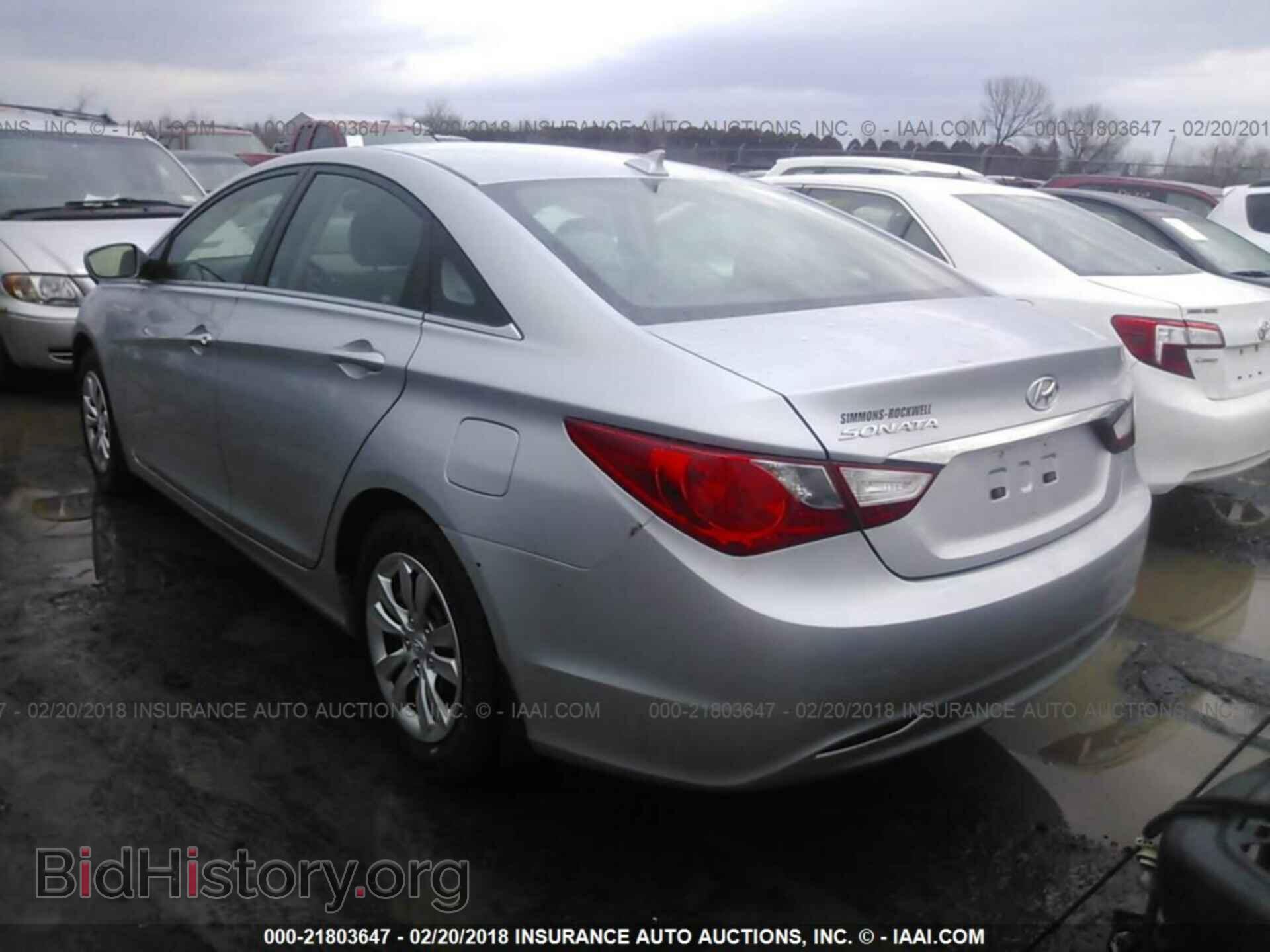 2012 Hyundai Sonata - VIN: 5NPEB4AC3CH401954 - Фото 3