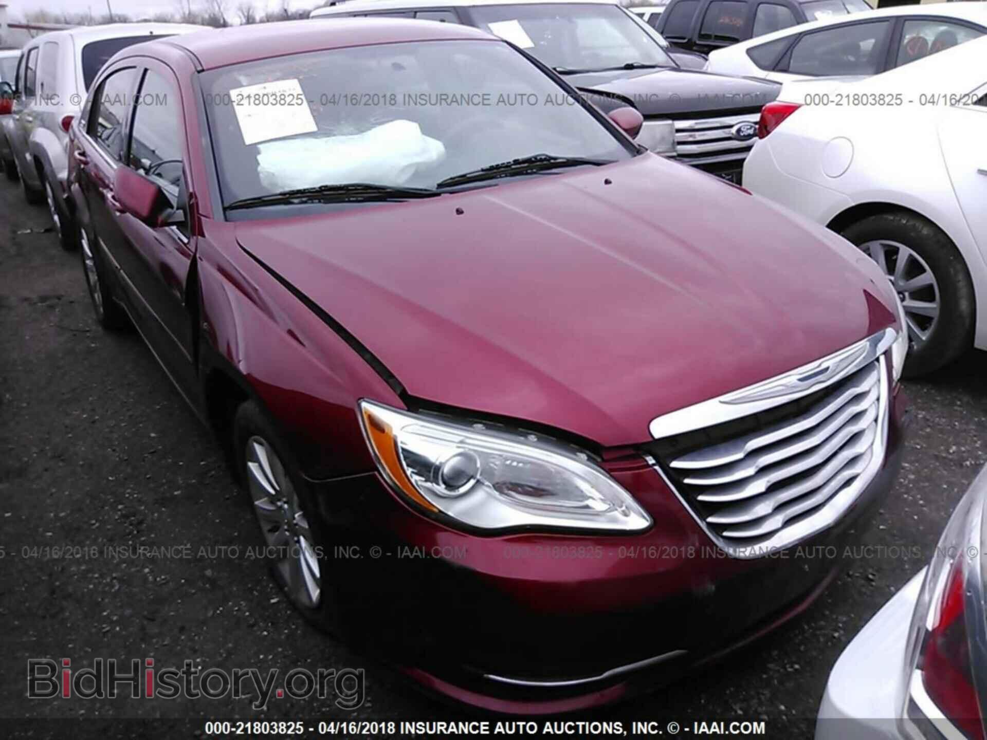 Photo 1C3BC4FB1BN507371 - Chrysler 200 2011