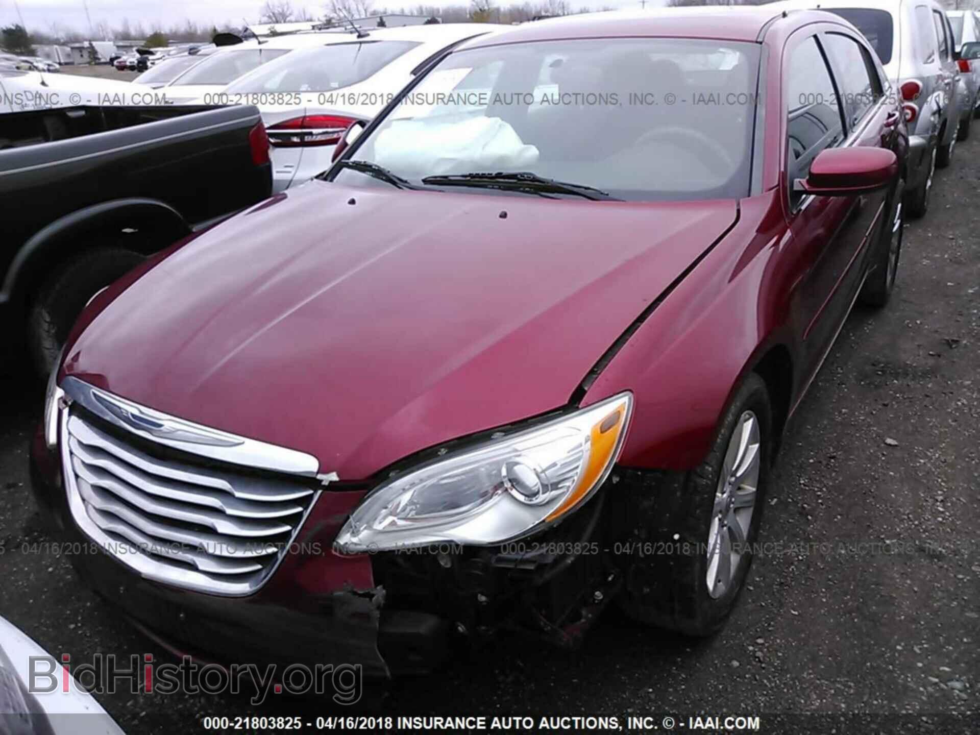 2011 Chrysler 200 - VIN: 1C3BC4FB1BN507371 - Photo 2
