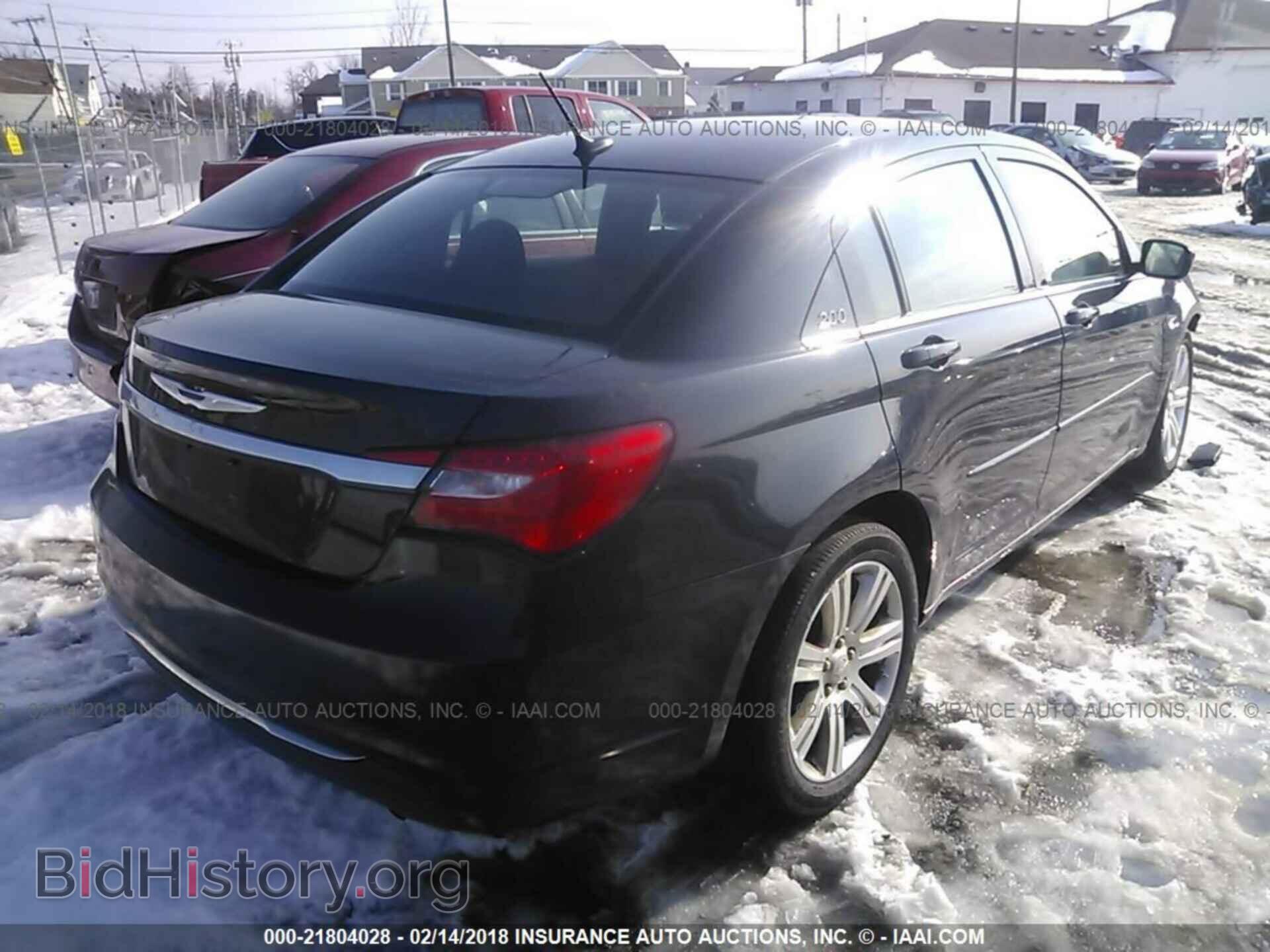 2012 Chrysler 200 - VIN: 1C3CCBAB2CN317161 - Photo 4