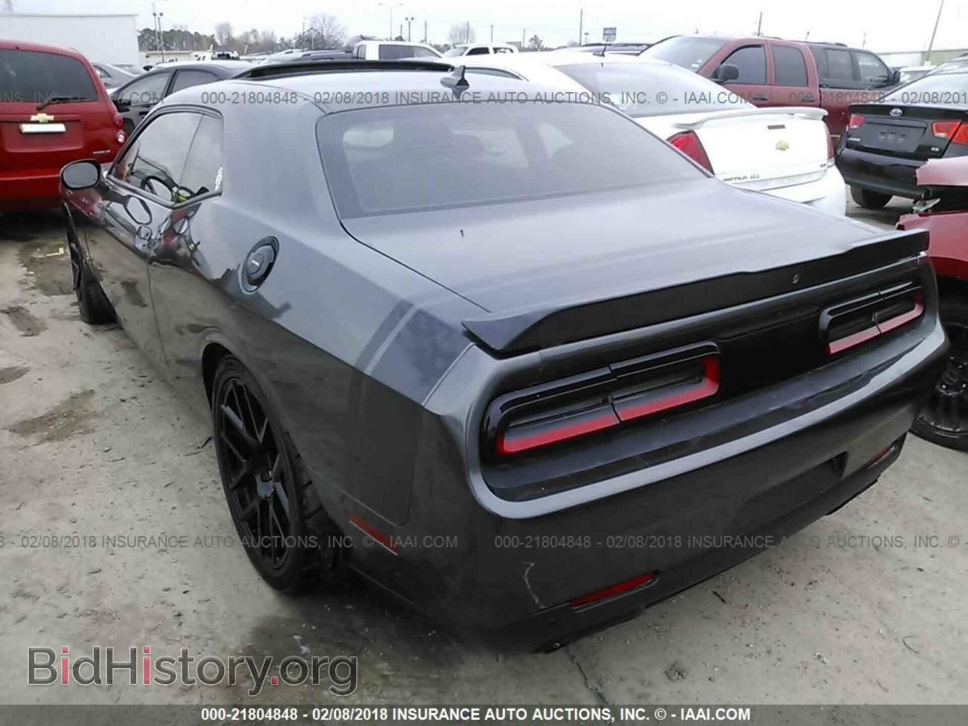 2015 Dodge Challenger - VIN: 2C3CDZFJ8FH855303 - Photo 3