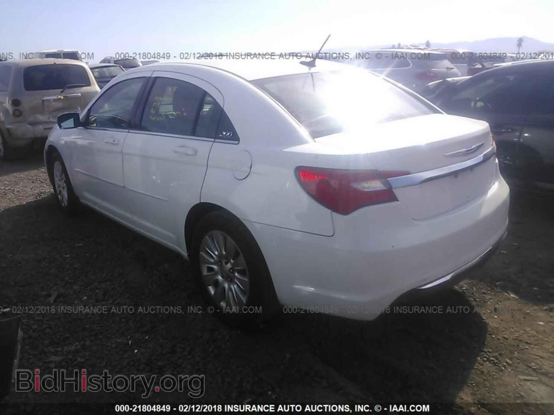 2012 Chrysler 200 - VIN: 1C3CCBAB8CN203102 - Photo 3