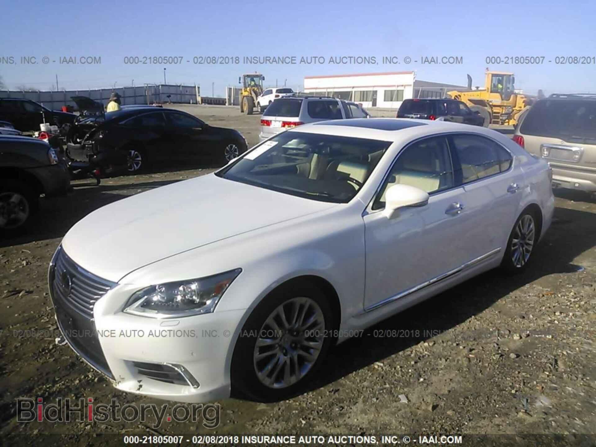 2017 Lexus Ls - VIN: JTHBL5EF4H5144660 - Фото 2