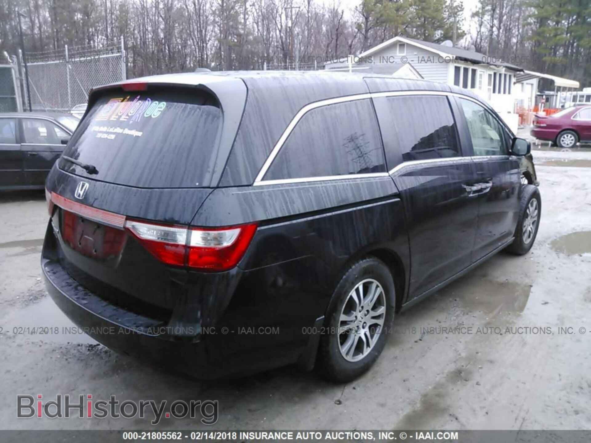 2012 Honda Odyssey - VIN: 5FNRL5H65CB013143 - Фото 4