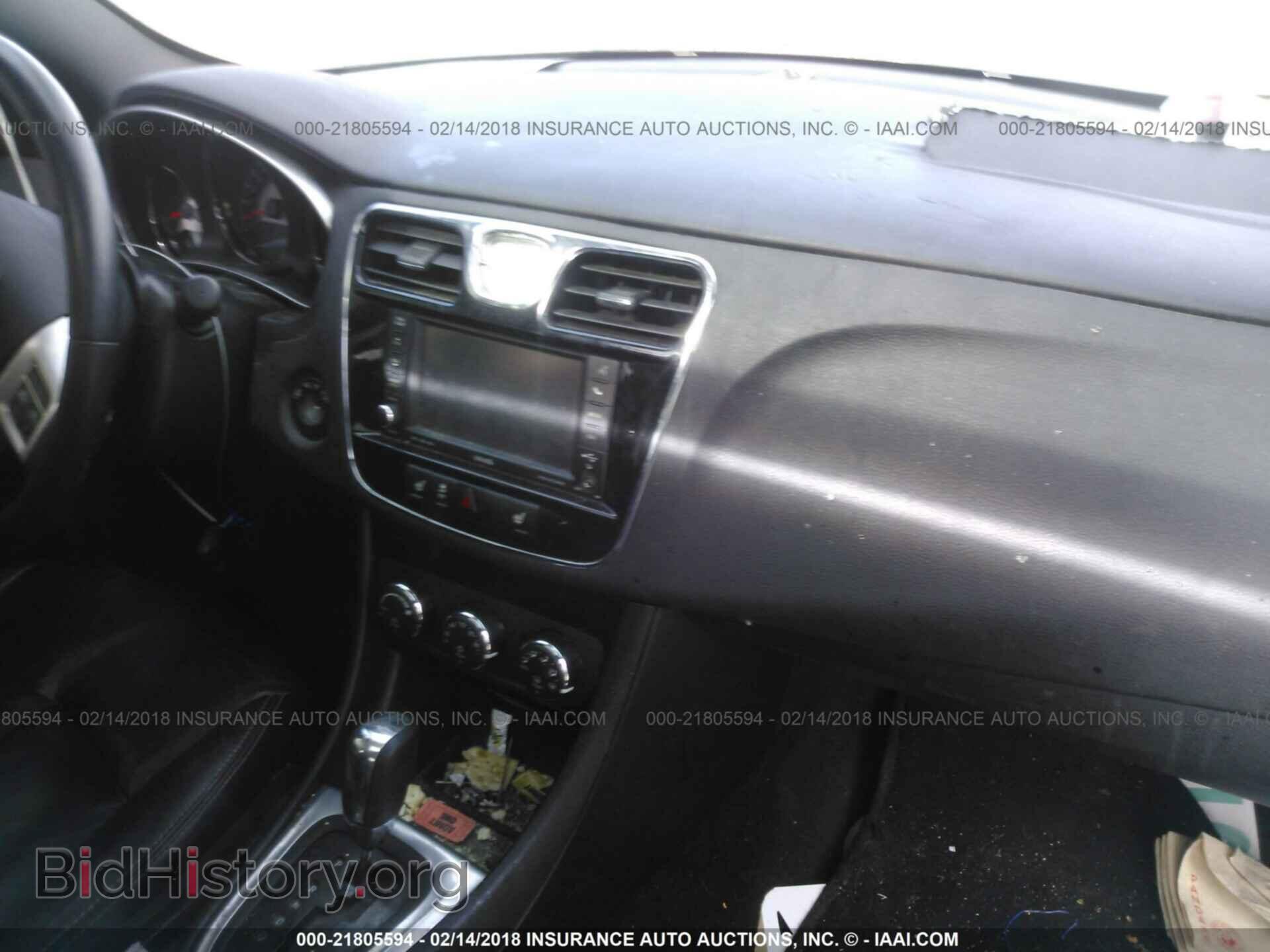 2012 Chrysler 200 - VIN: 1C3CCBCG6CN304714 - Фото 5