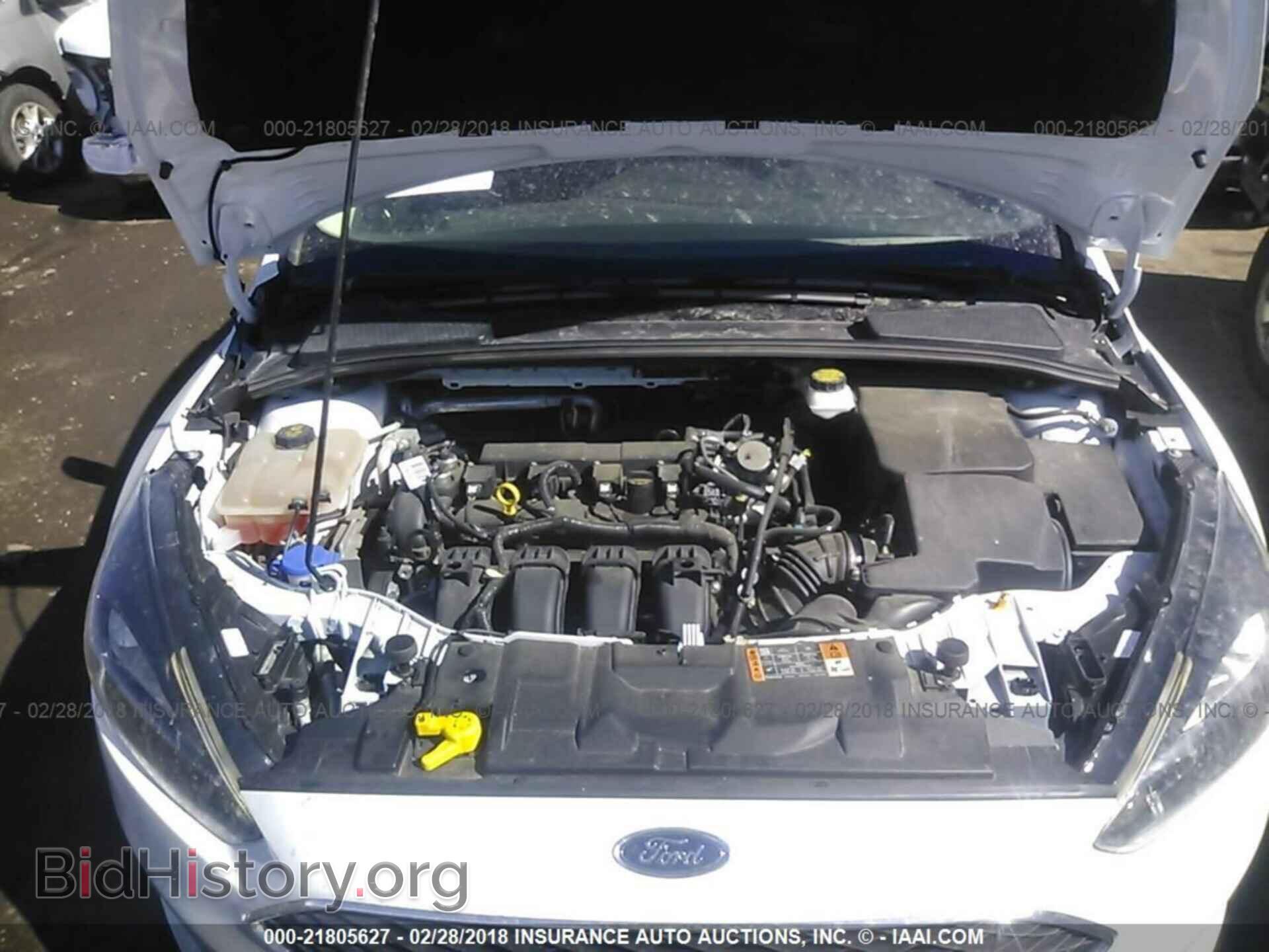 2017 Ford Focus - VIN: 1FADP3M29HL205696 - Photo 10