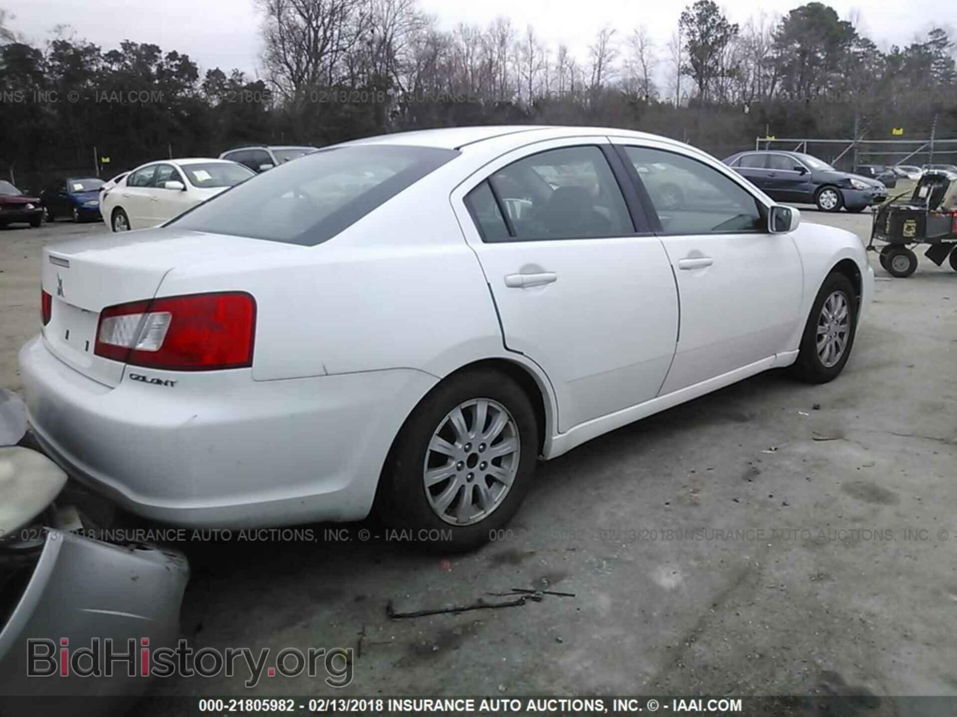 2011 Mitsubishi Galant - VIN: 4A32B2FF4BE017090 - Фото 4