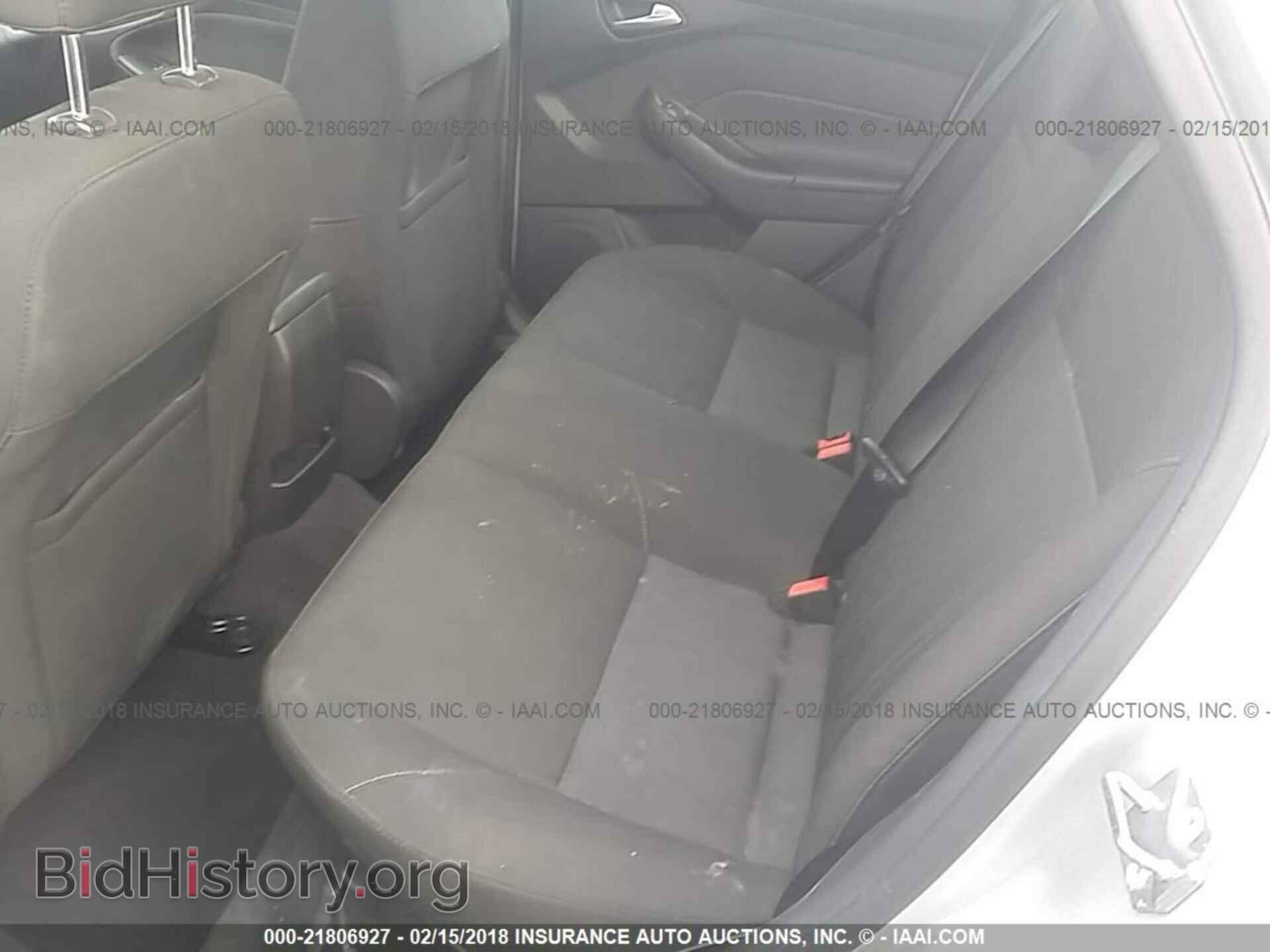 2015 Ford Focus - VIN: 1FADP3F26FL383155 - Photo 8