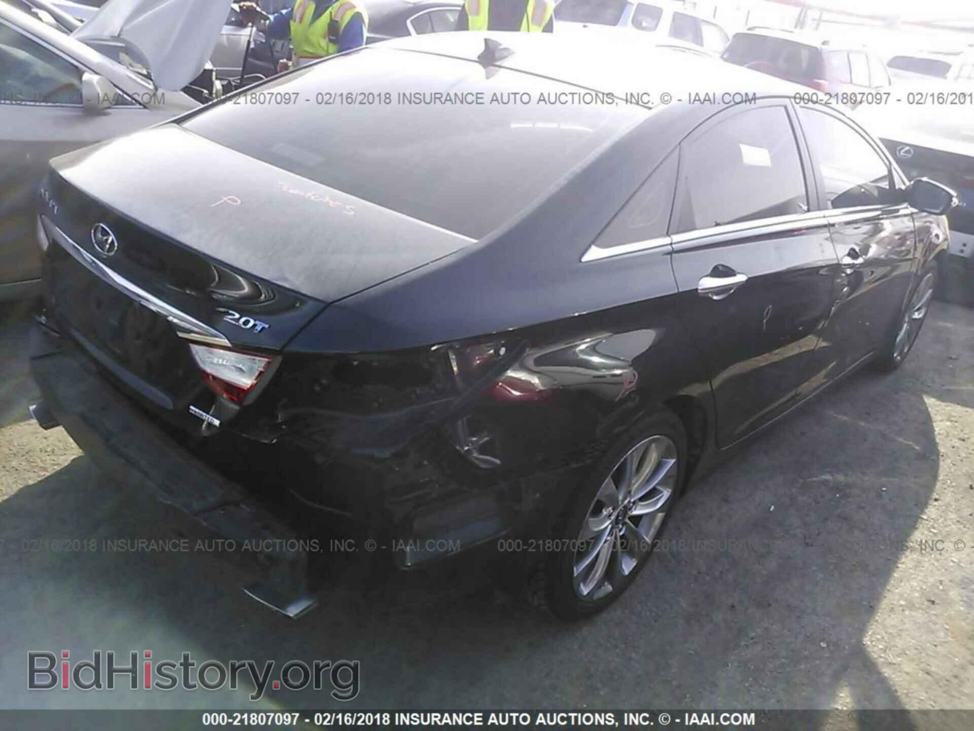 2012 Hyundai Sonata - VIN: 5NPEC4AB7CH380210 - Photo 4