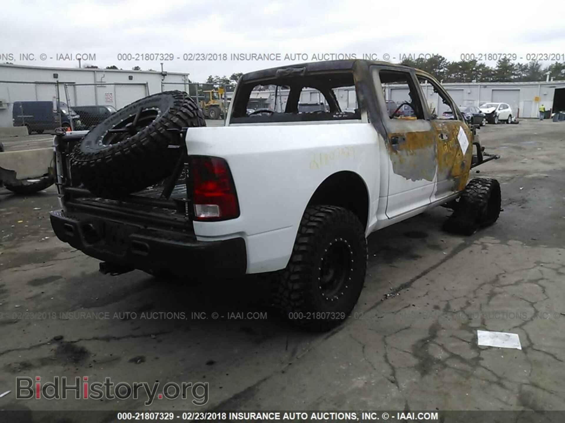 2012 Dodge Ram 1500 - VIN: 1C6RD7LT4CS150736 - Photo 4