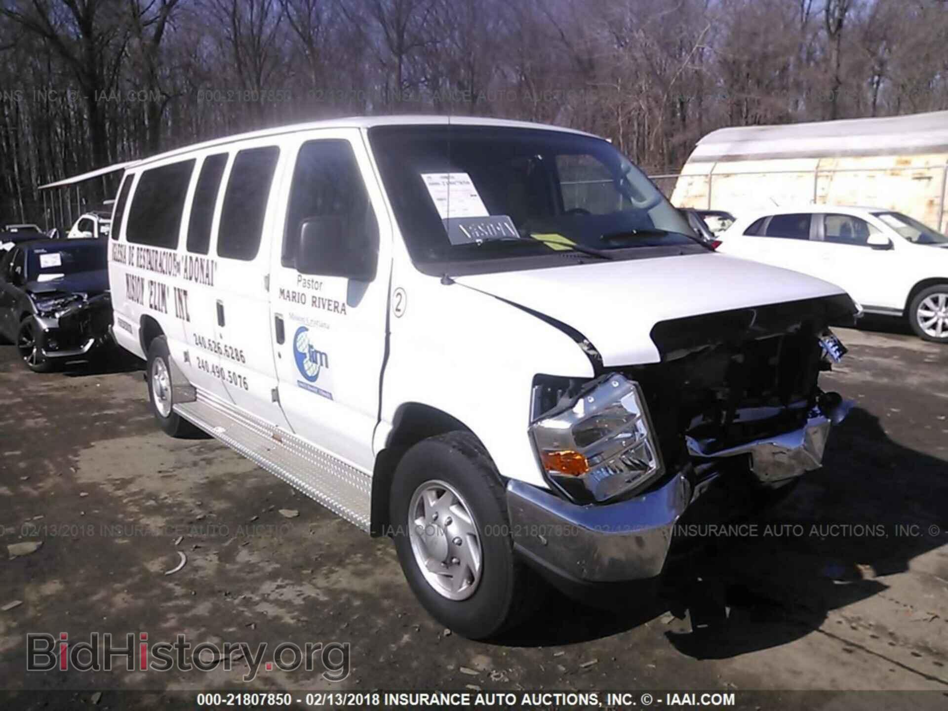 Photo 1FBSS3BL9BDB37398 - Ford Econoline 2011