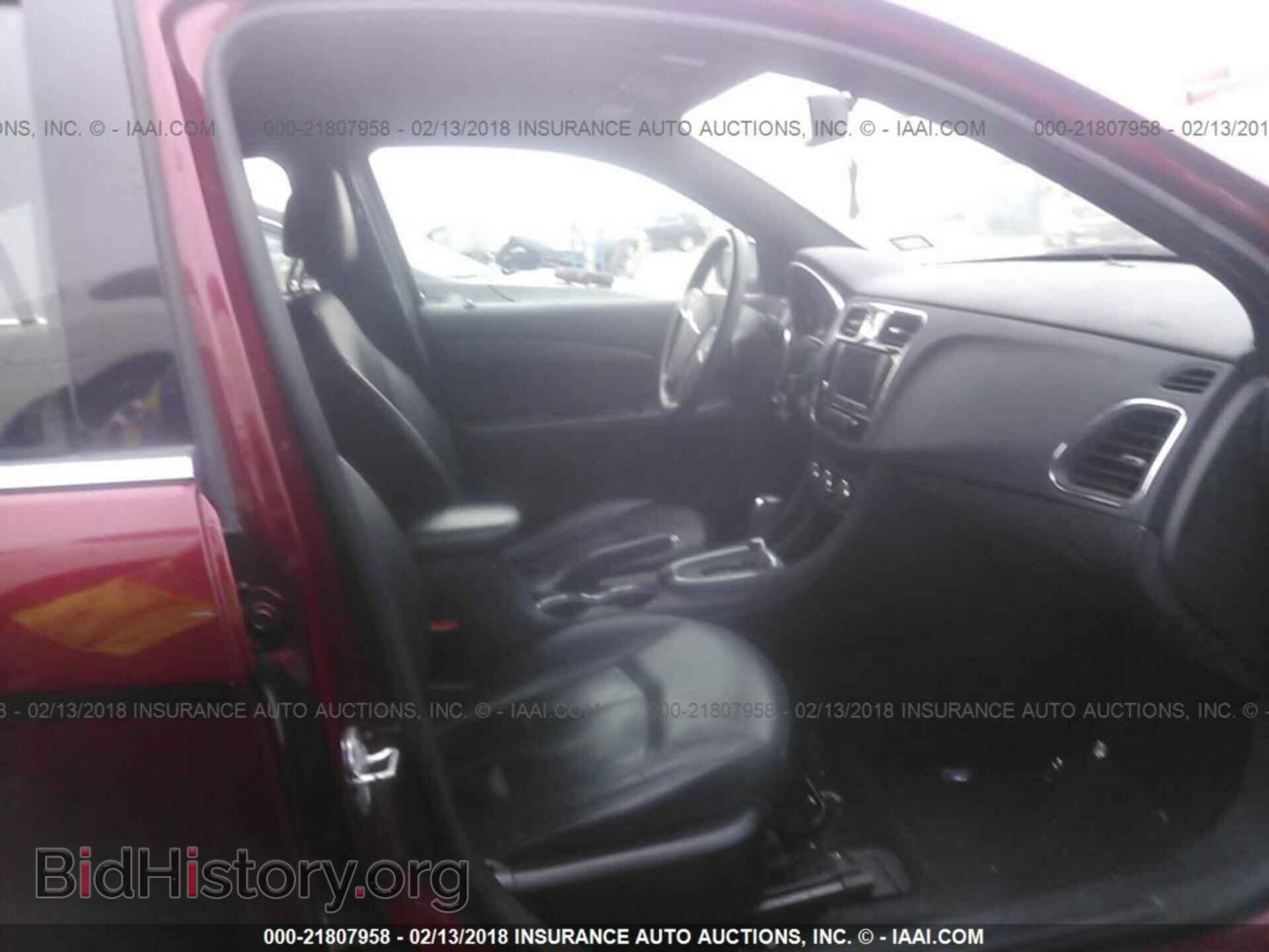 2011 Chrysler 200 - VIN: 1C3BC2FG6BN600340 - Фото 5