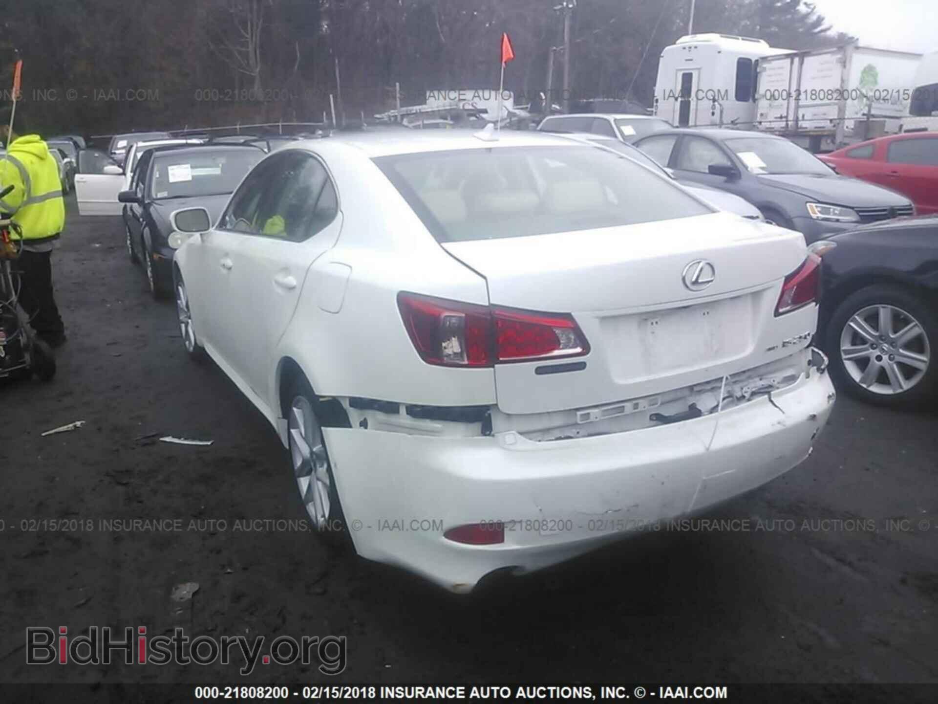 2012 Lexus Is - VIN: JTHCF5C28C5055260 - Фото 3