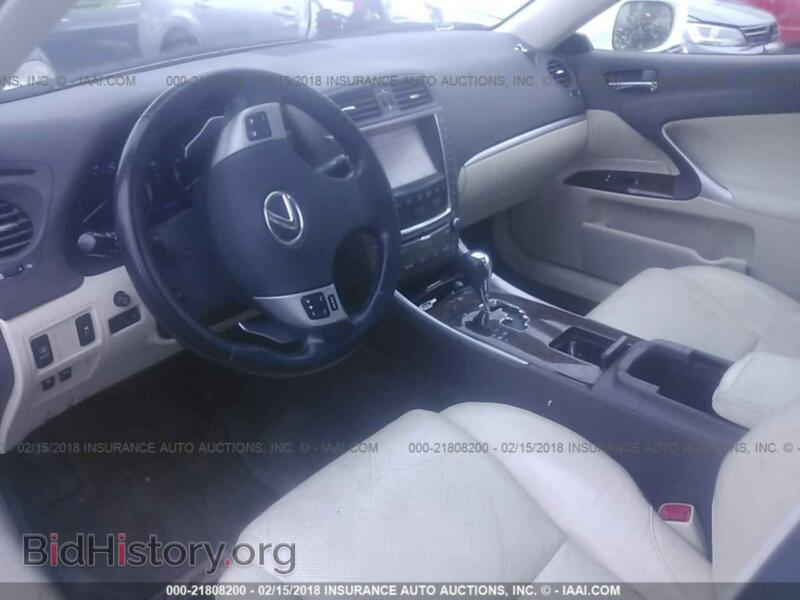 2012 Lexus IS (VIN JTHCF5C28C5055260) — фото 5 из 10