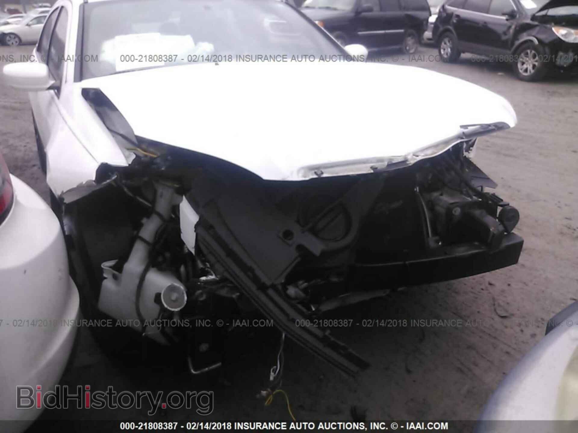 2011 Chrysler 200 - VIN: 1C3BC8FGXBN575364 - Photo 6