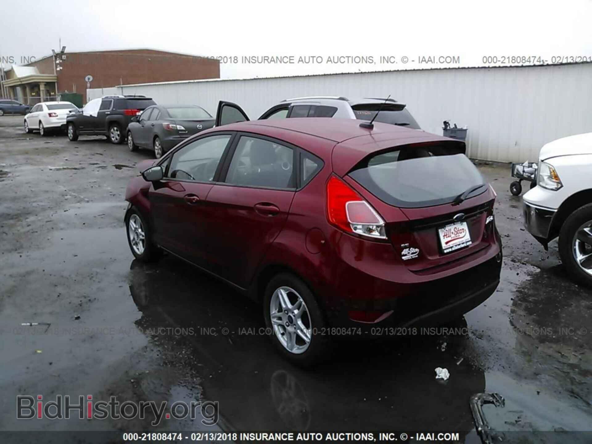 2017 Ford Fiesta - VIN: 3FADP4EJ2HM164239 - Photo 3