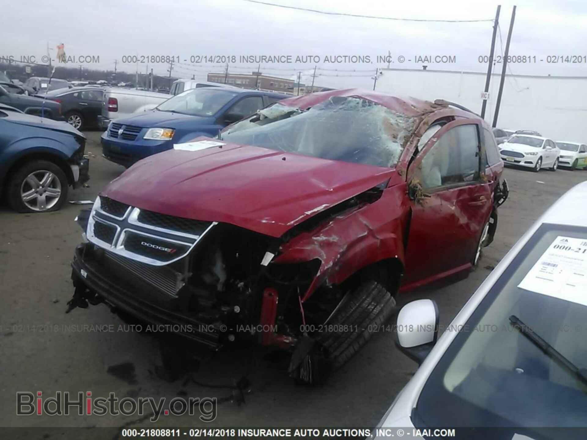 2013 Dodge Journey - VIN: 3C4PDDBG5DT631906 - Фото 2
