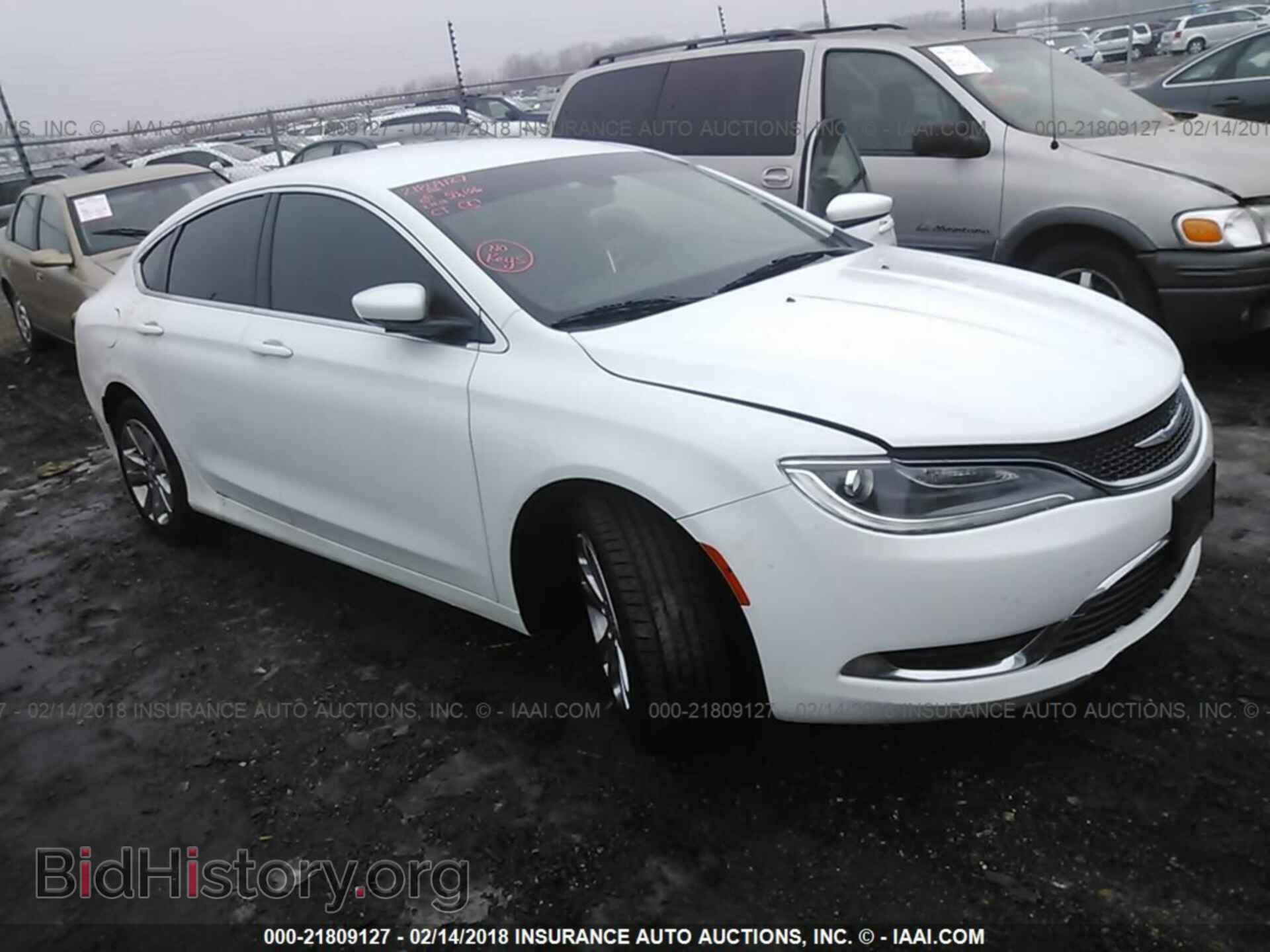 Photo 1C3CCCAB9GN126610 - Chrysler 200 2016