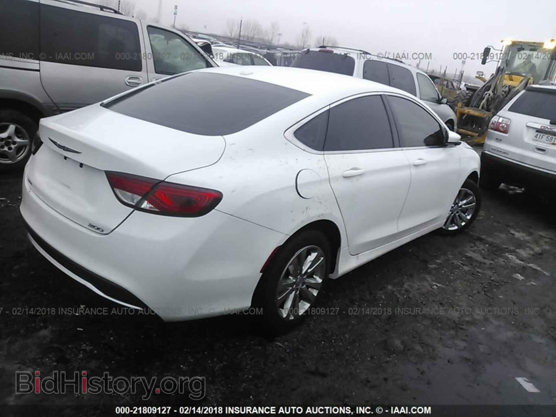 2016 Chrysler 200 - VIN: 1C3CCCAB9GN126610 - Фото 4