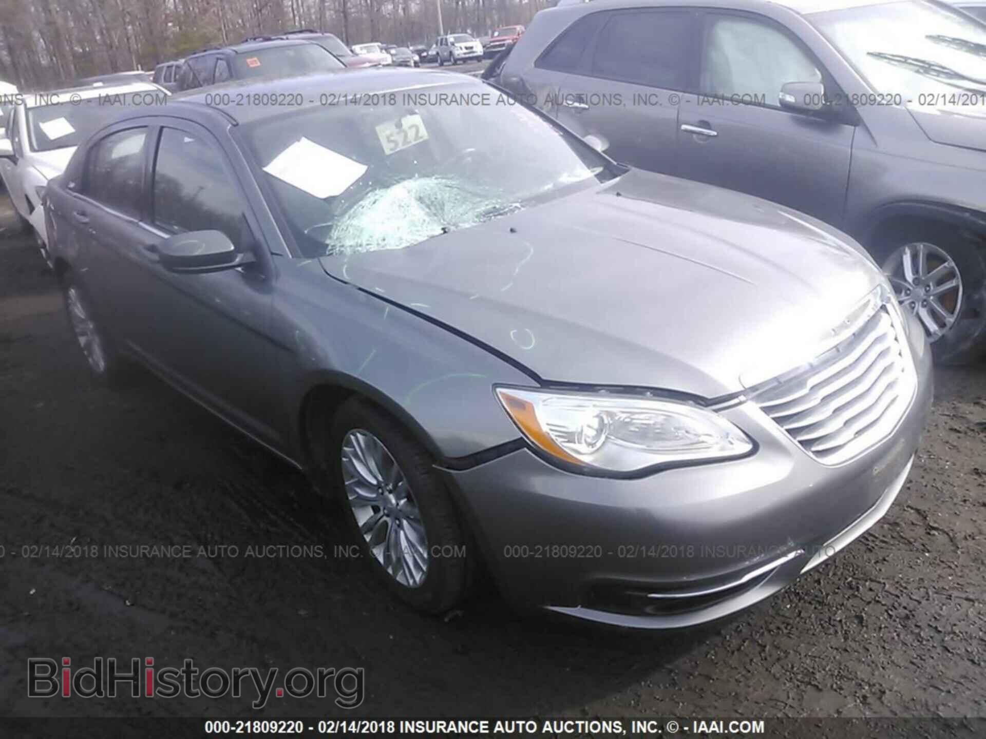 Фотография 1C3CCBAB8CN262151 - Chrysler 200 2012