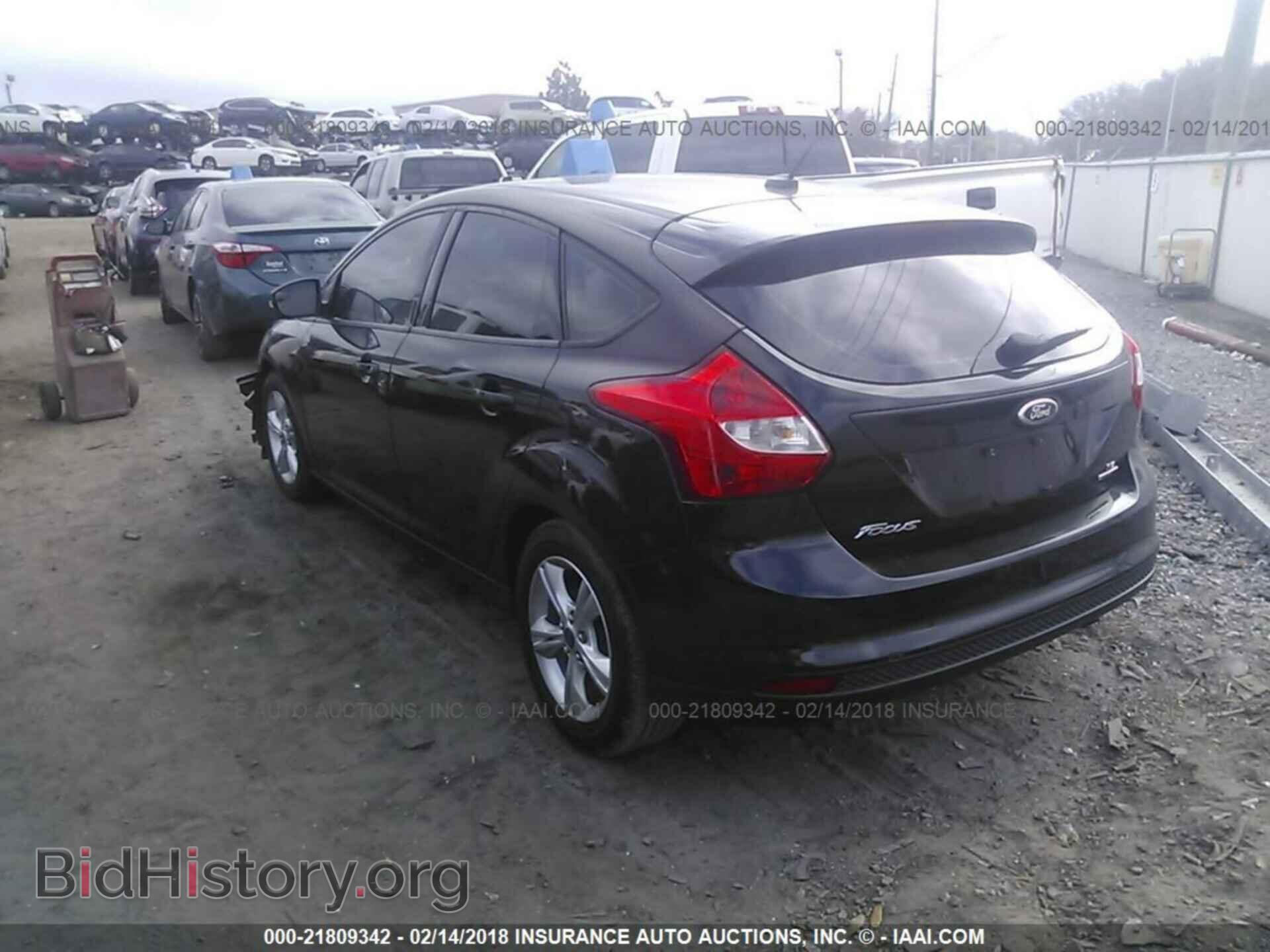 2013 Ford Focus - VIN: 1FADP3K26DL104502 - Фото 3