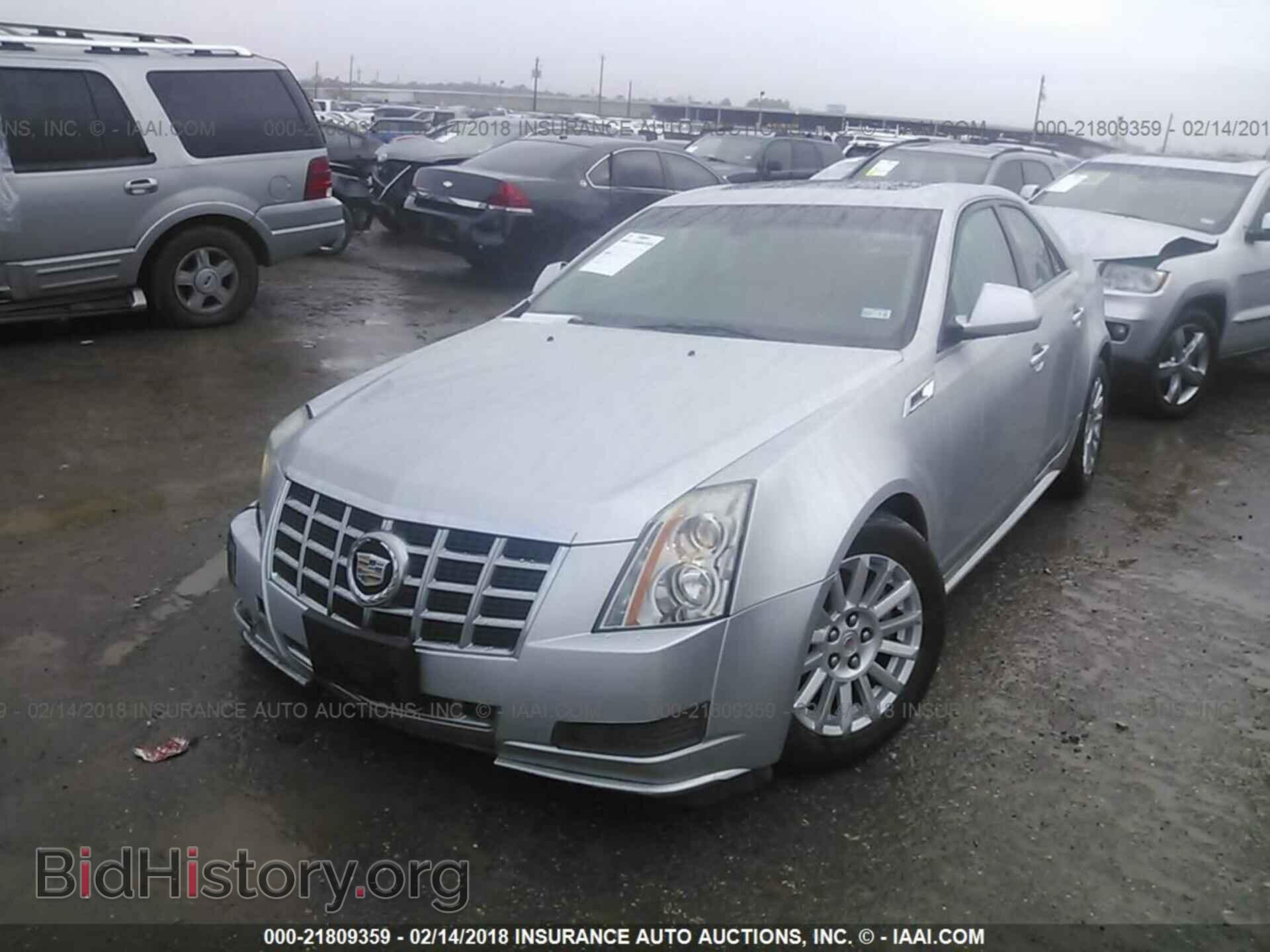 2013 Cadillac Cts - VIN: 1G6DE5E50D0154155 - Photo 2