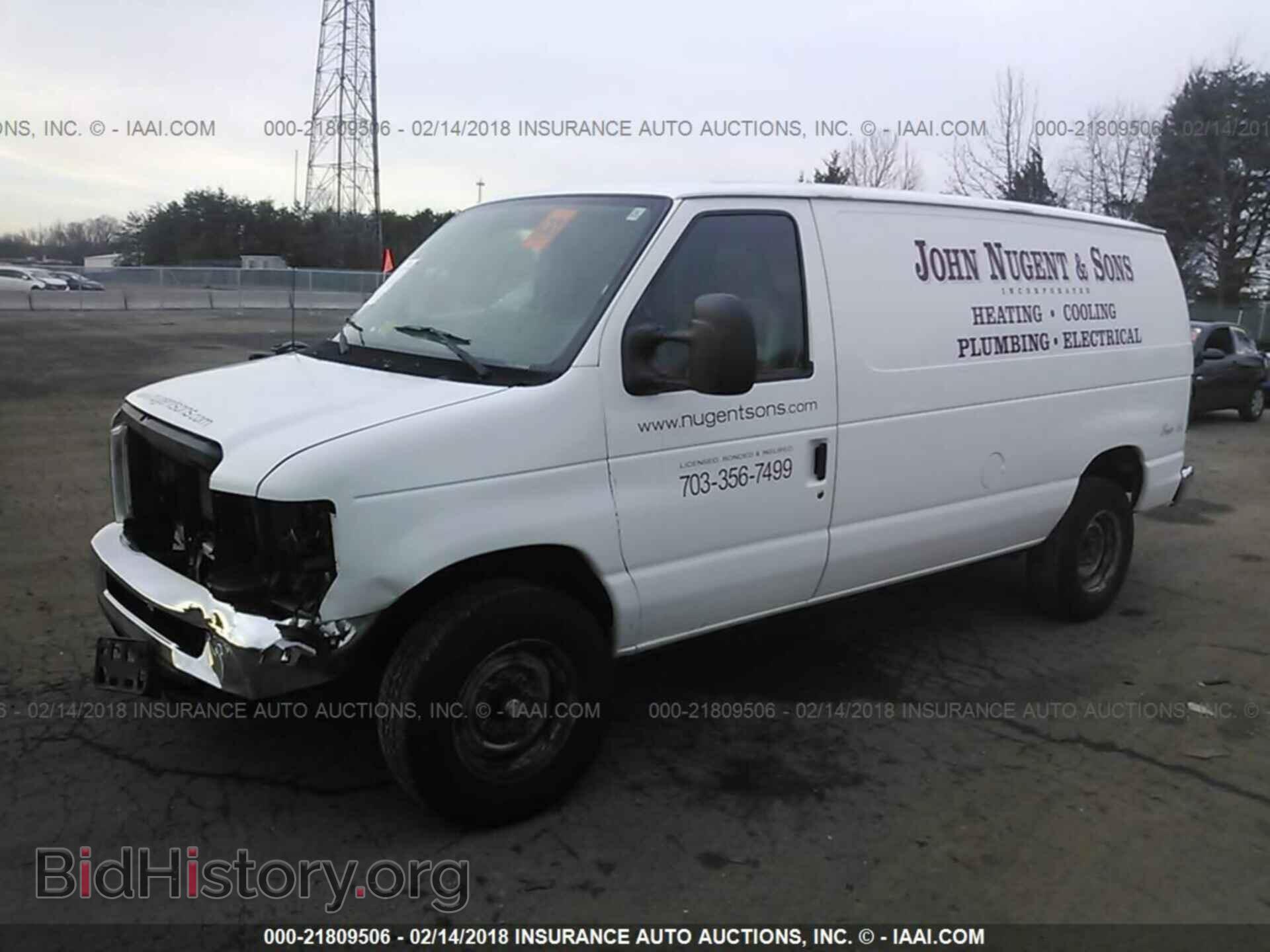 2011 Ford Econoline - VIN: 1FTNE2ELXBDB28702 - Фото 2