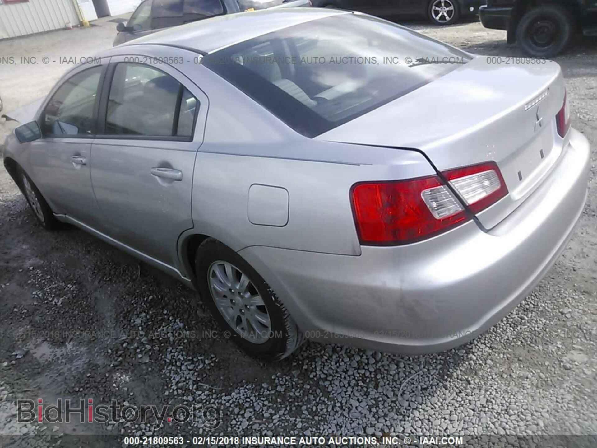 2011 Mitsubishi Galant - VIN: 4A32B2FF4BE011001 - Фото 3
