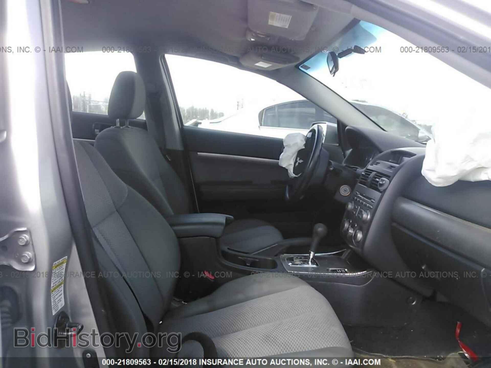 2011 Mitsubishi Galant - VIN: 4A32B2FF4BE011001 - Фото 5