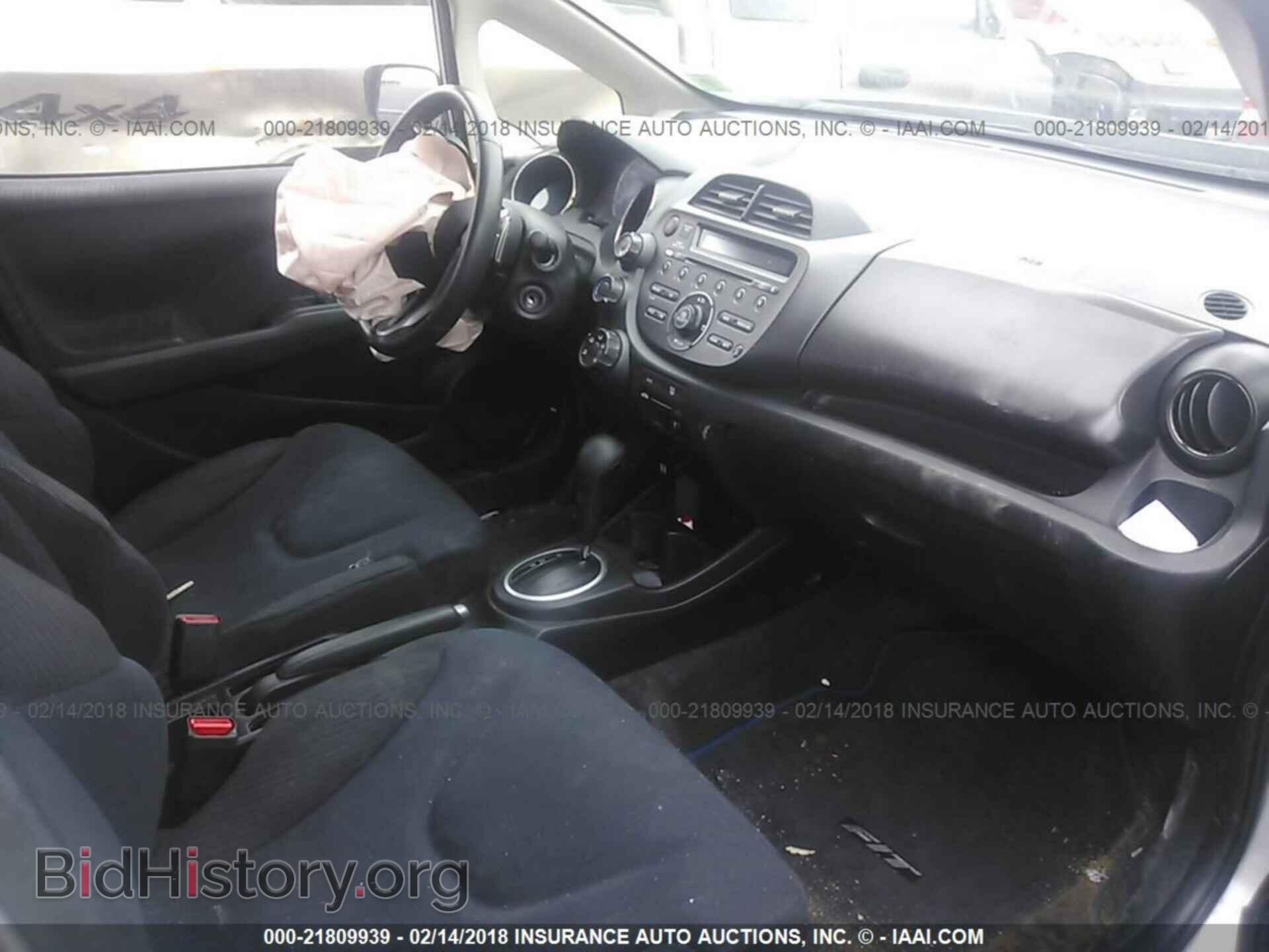 2013 Honda Fit - VIN: JHMGE8H54DC046397 - Фото 5