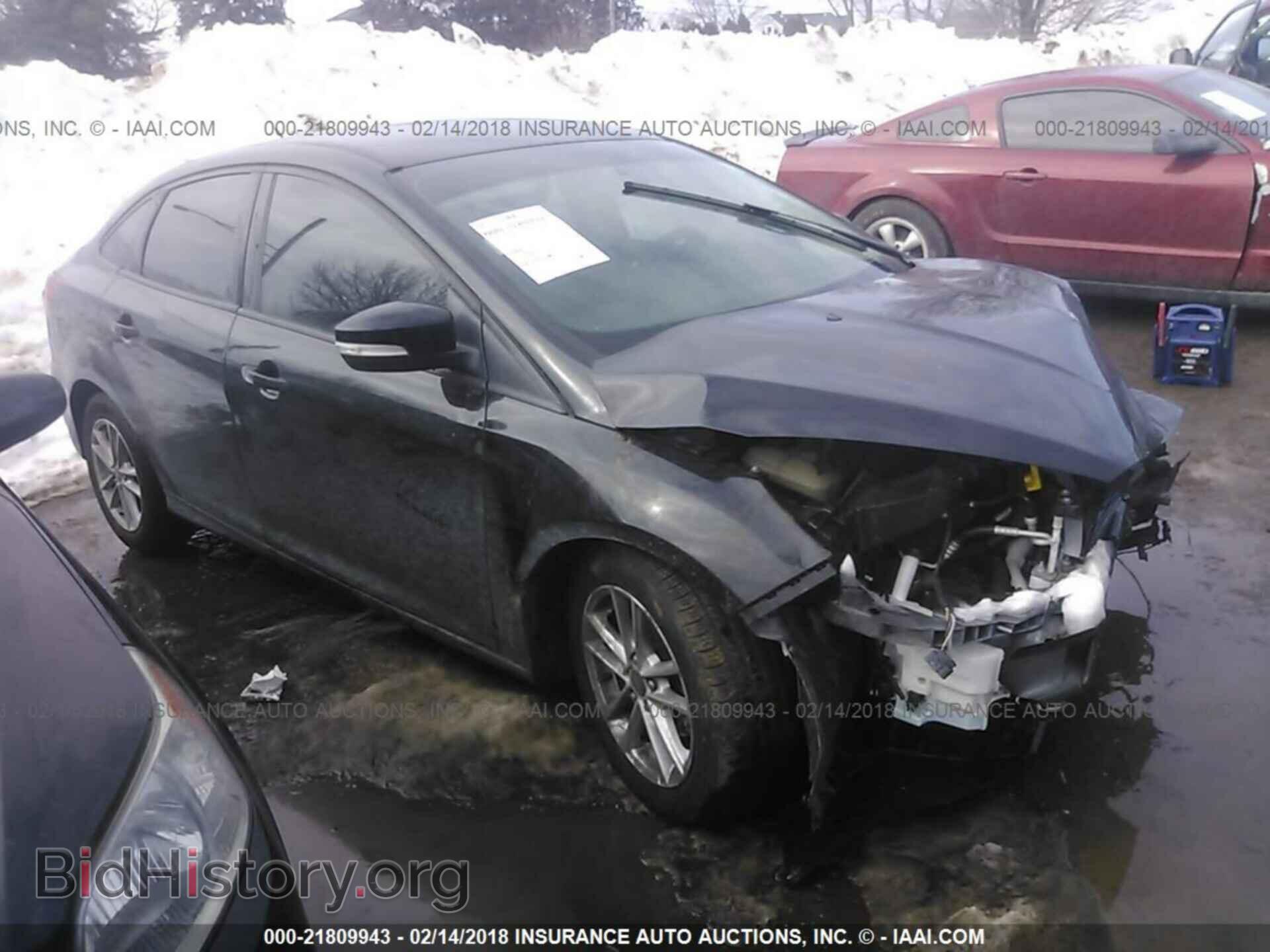 Фотография 1FADP3F26GL300440 - Ford Focus 2016