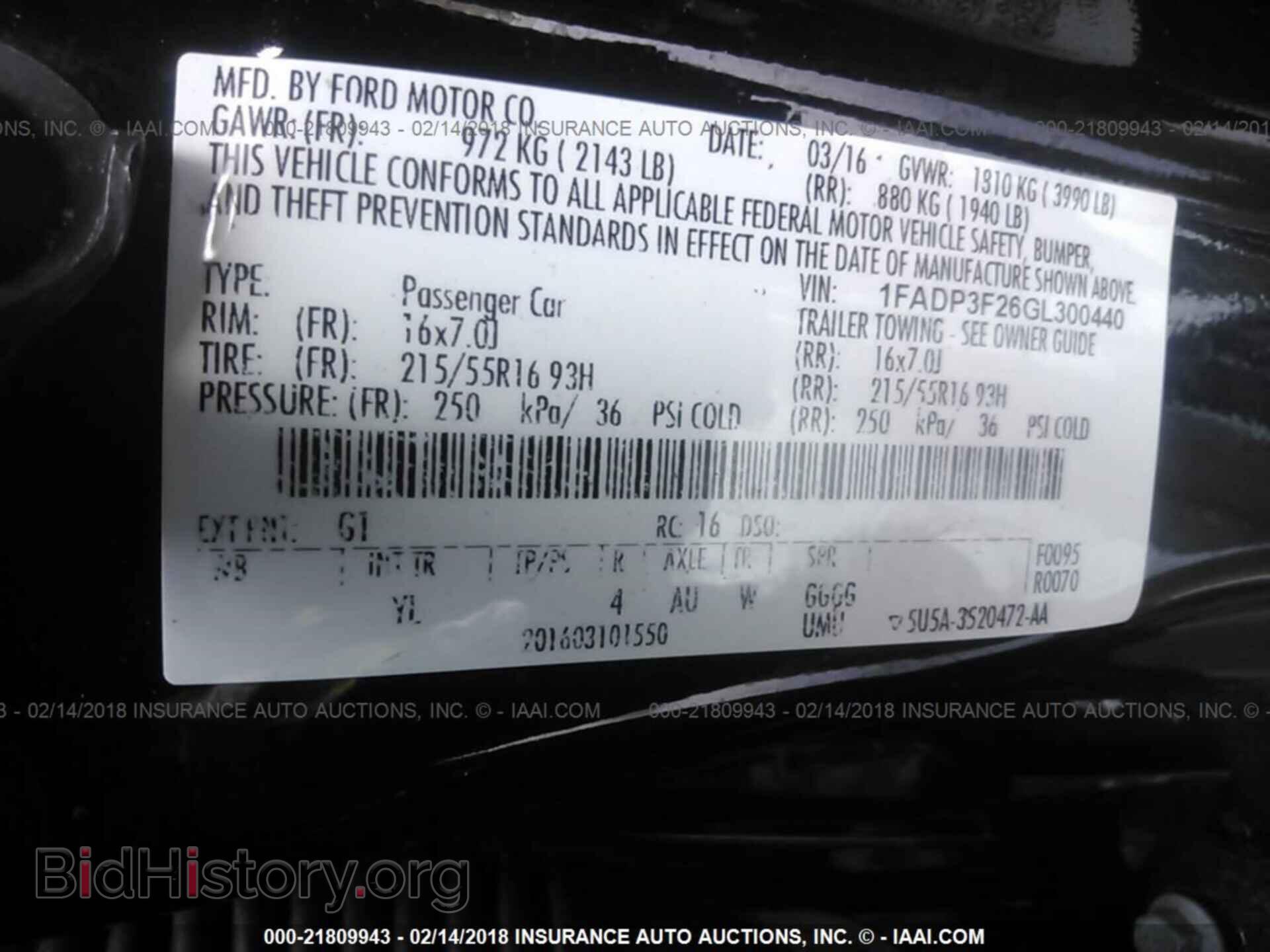 2016 Ford Focus - VIN: 1FADP3F26GL300440 - Photo 9