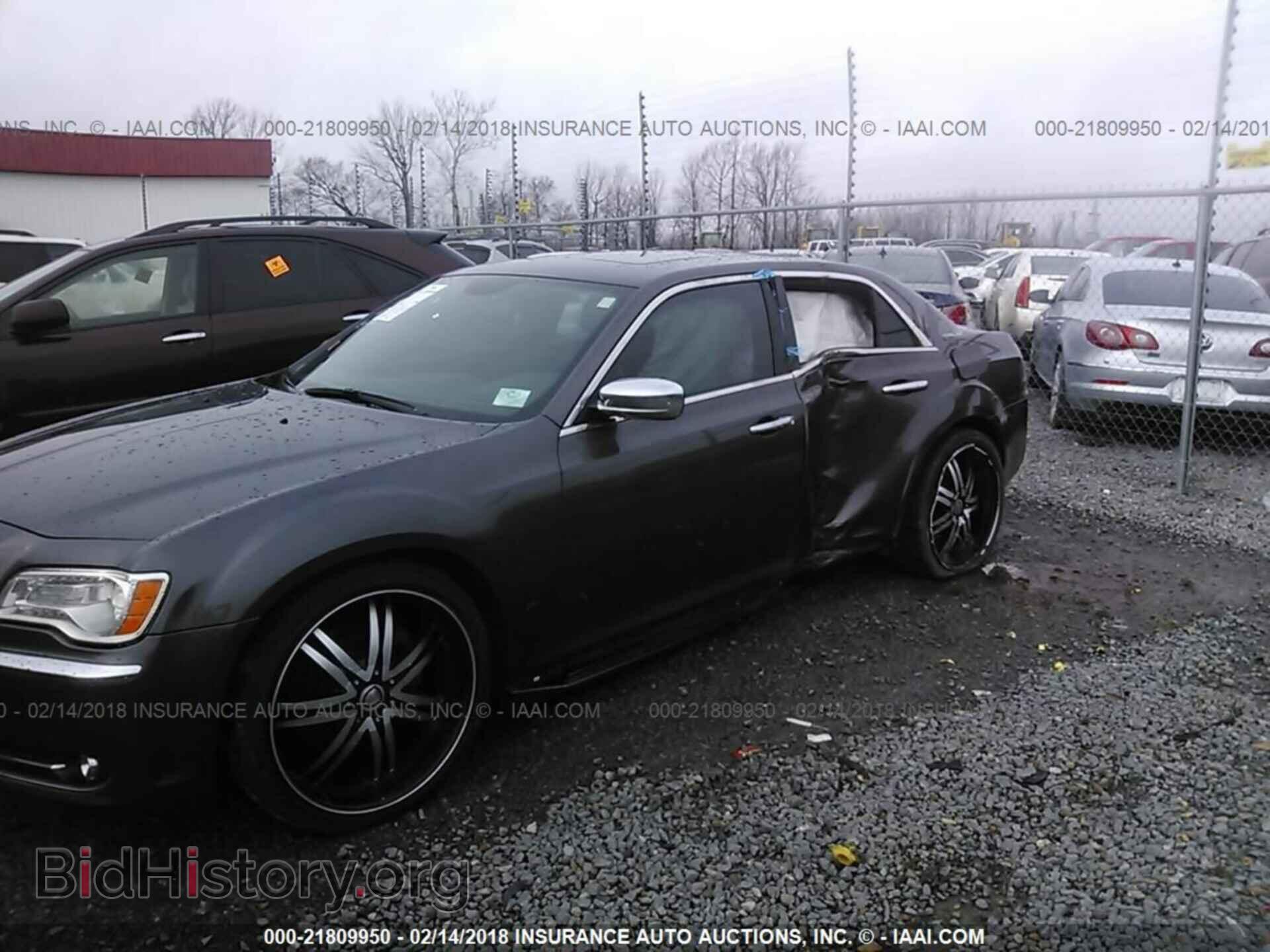 2014 Chrysler 300c - VIN: 2C3CCAET5EH382899 - Фото 6