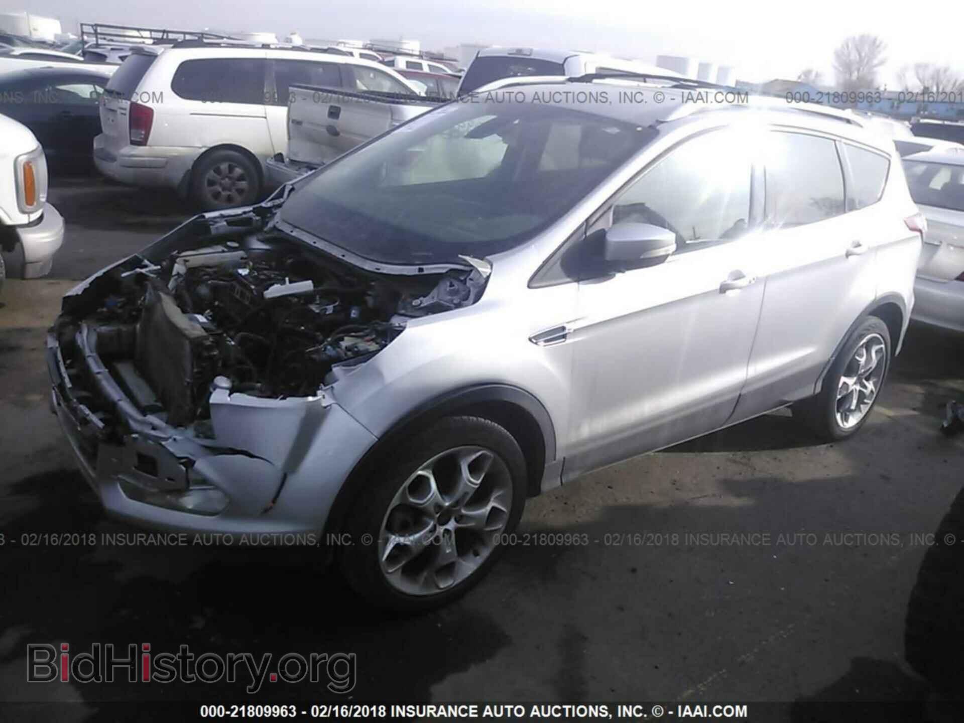 2013 Ford Escape - VIN: 1FMCU9J95DUB51994 - Photo 2