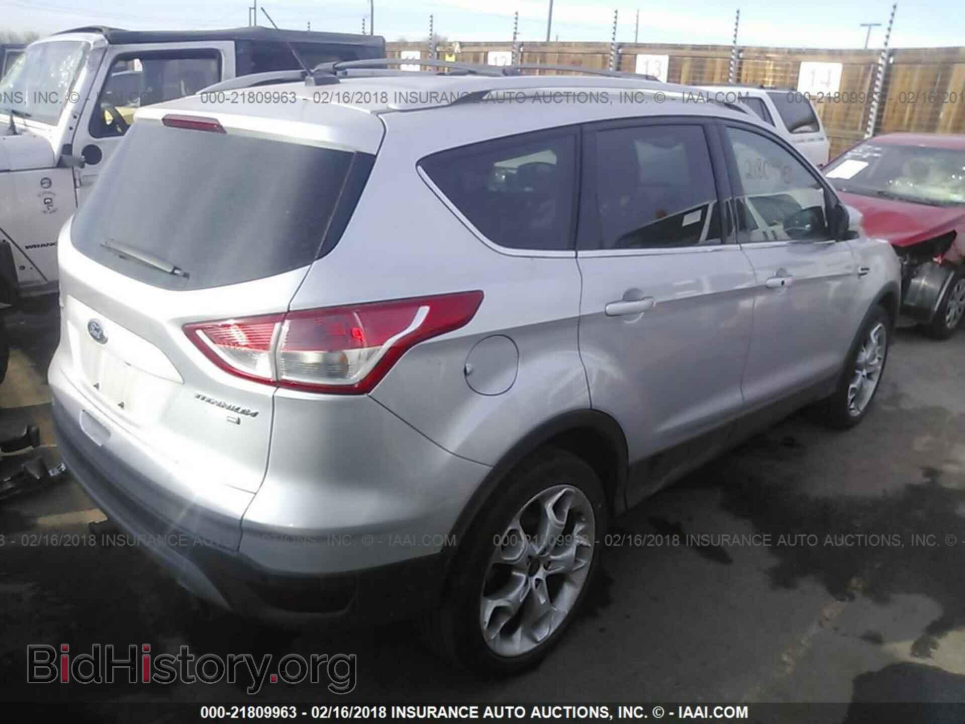2013 Ford Escape - VIN: 1FMCU9J95DUB51994 - Photo 4